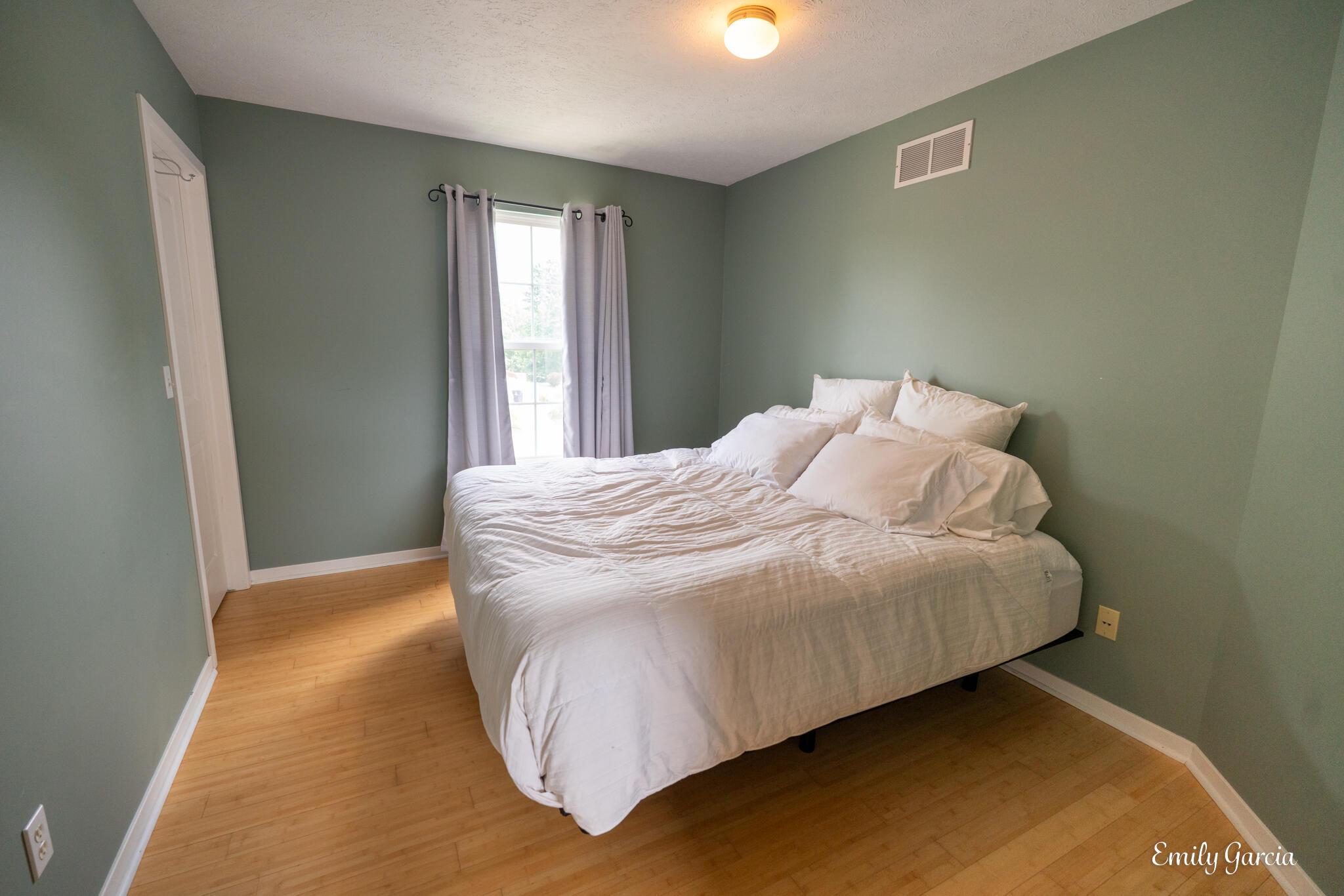 622 Cedar Square Street