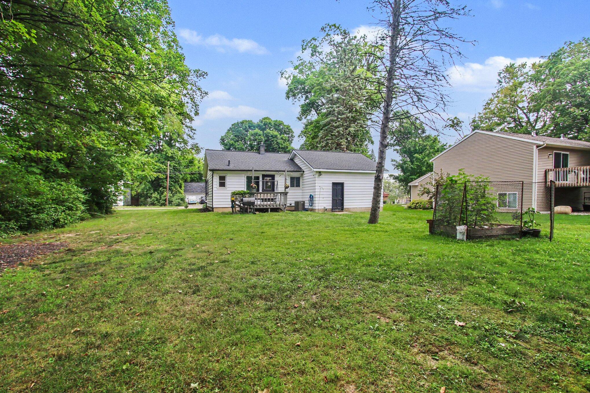 350 E Superior Street