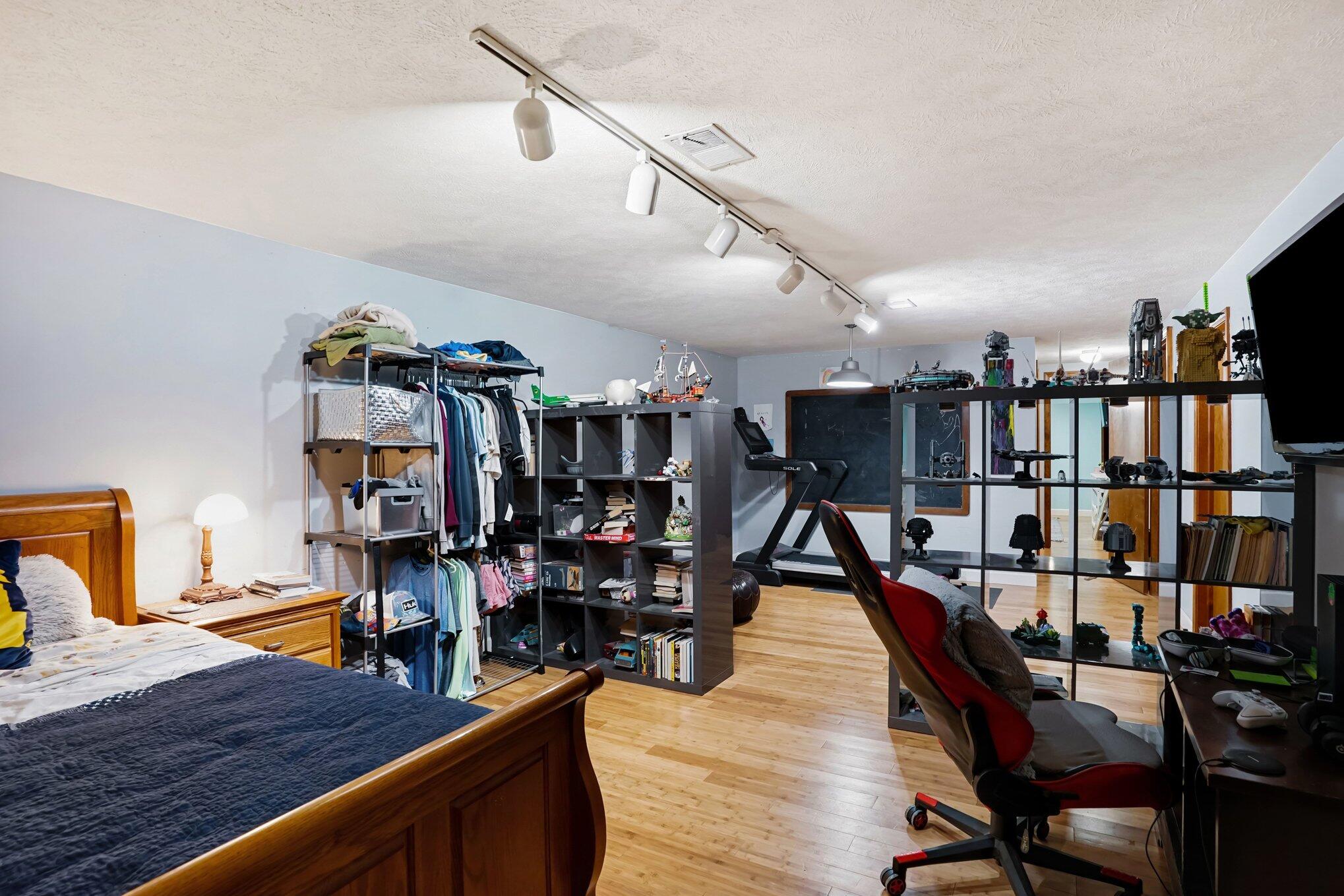 14314 Sunview Drive
