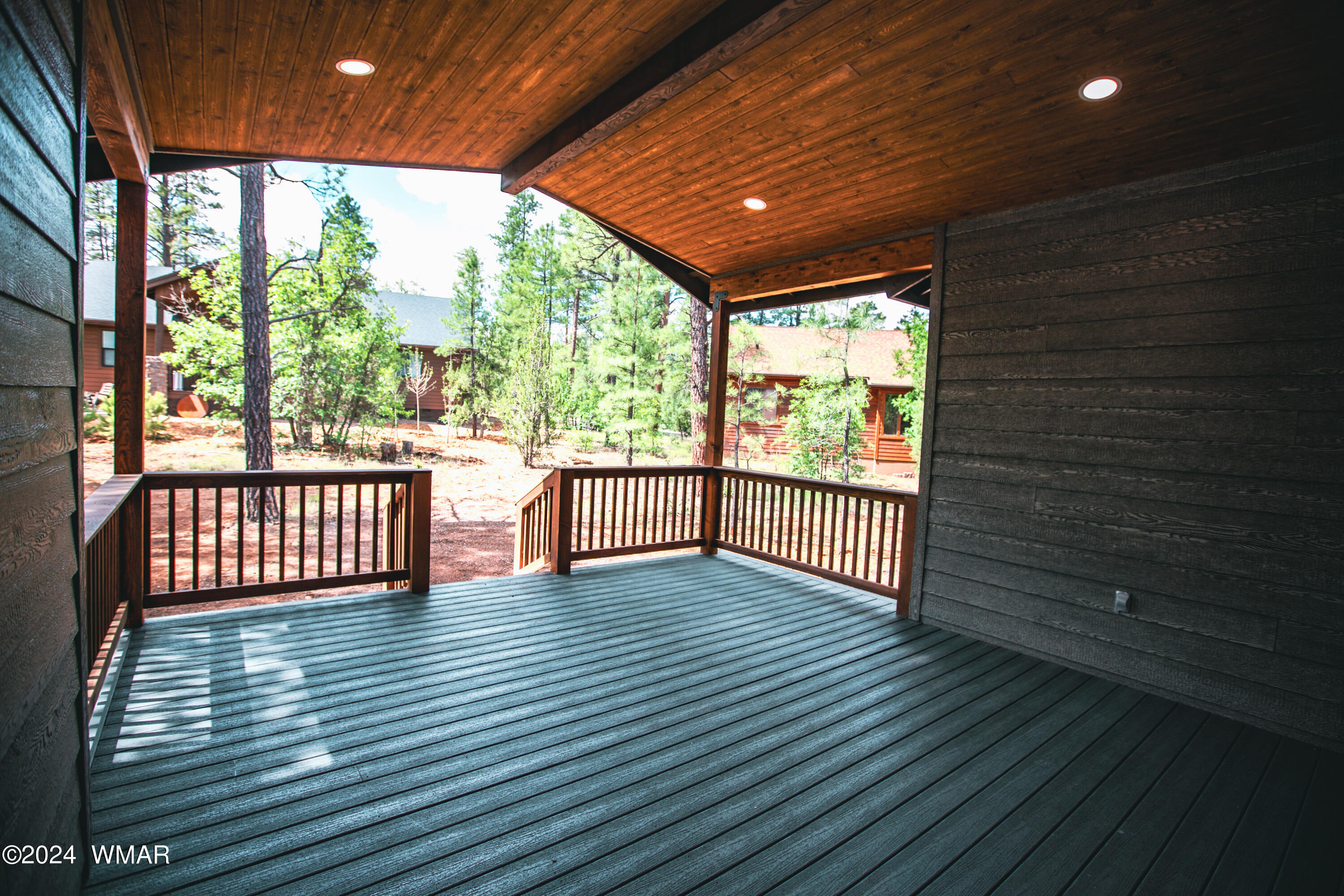 2440 Narrow Leaf Lane
