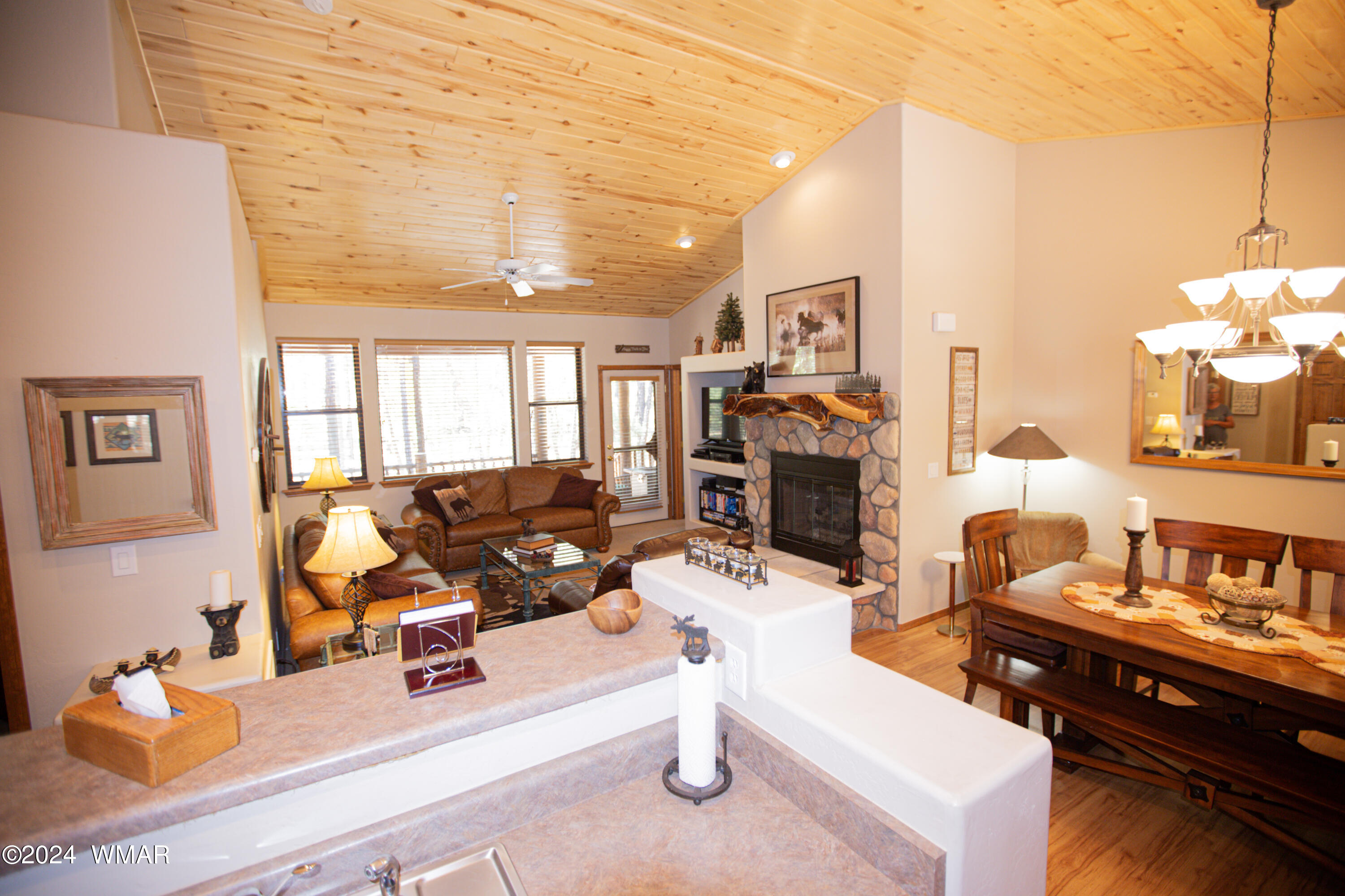 2501 W Lodgepole Lane