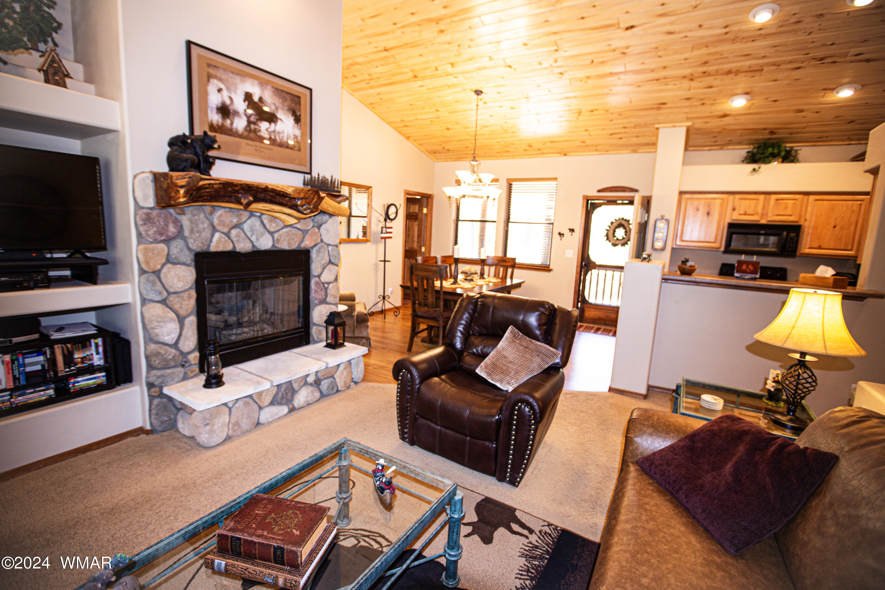 2501 W Lodgepole Lane