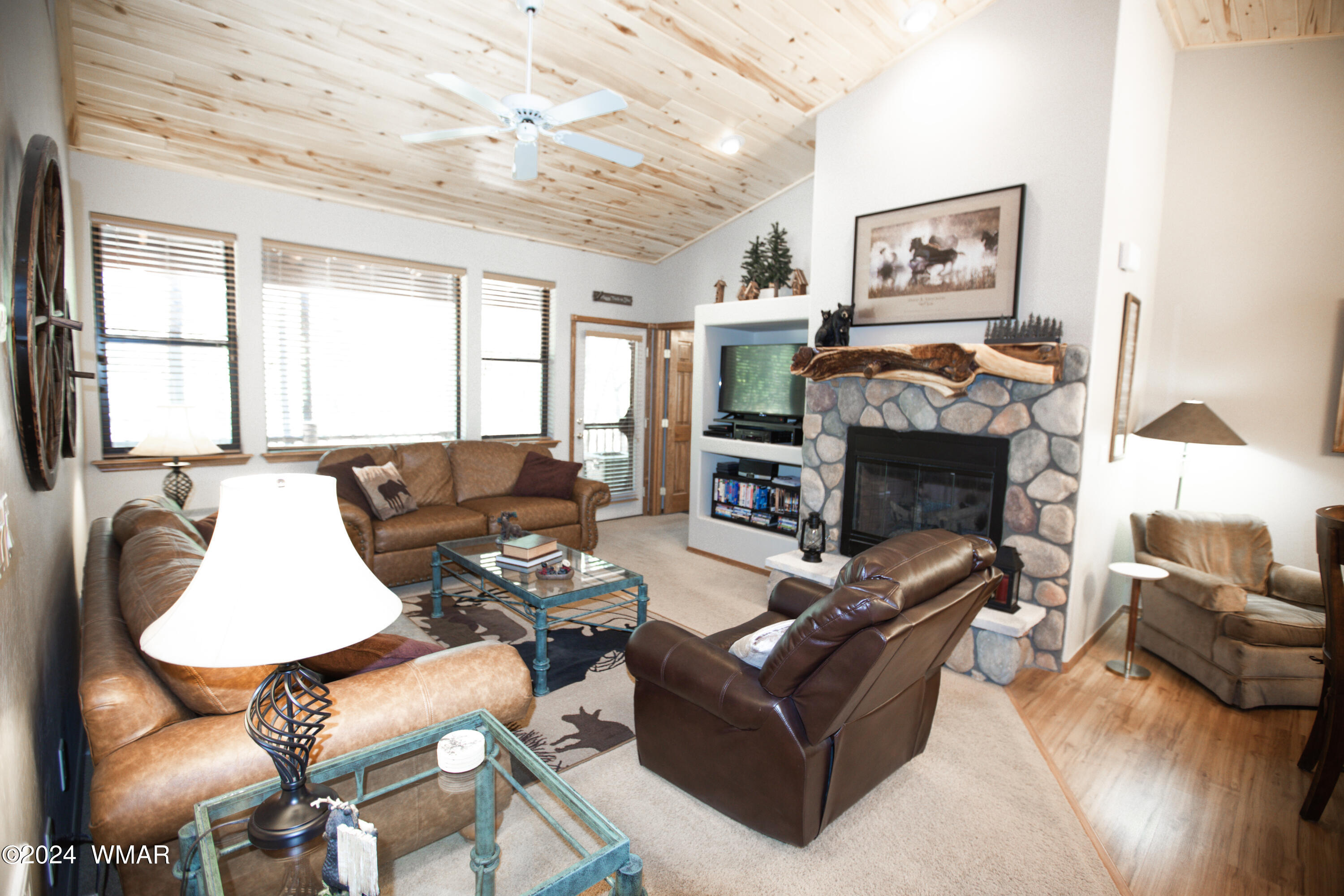 2501 W Lodgepole Lane