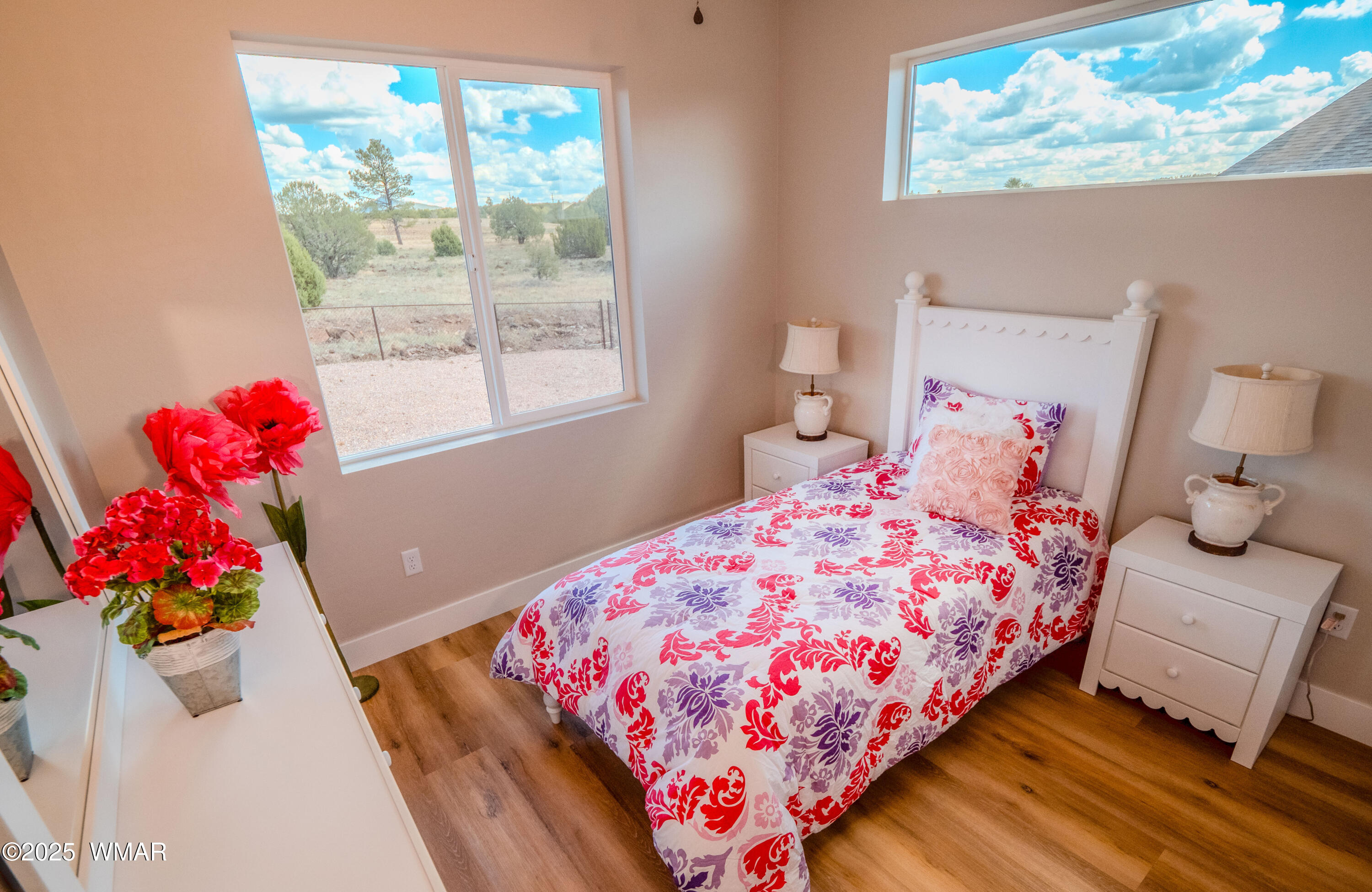 941 S Ridgeway Place