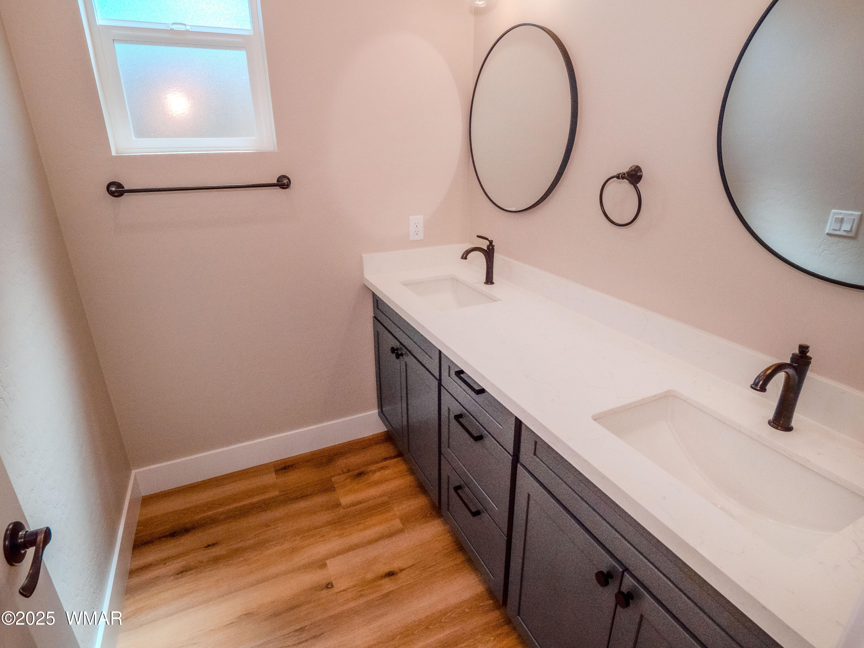 941 S Ridgeway Place