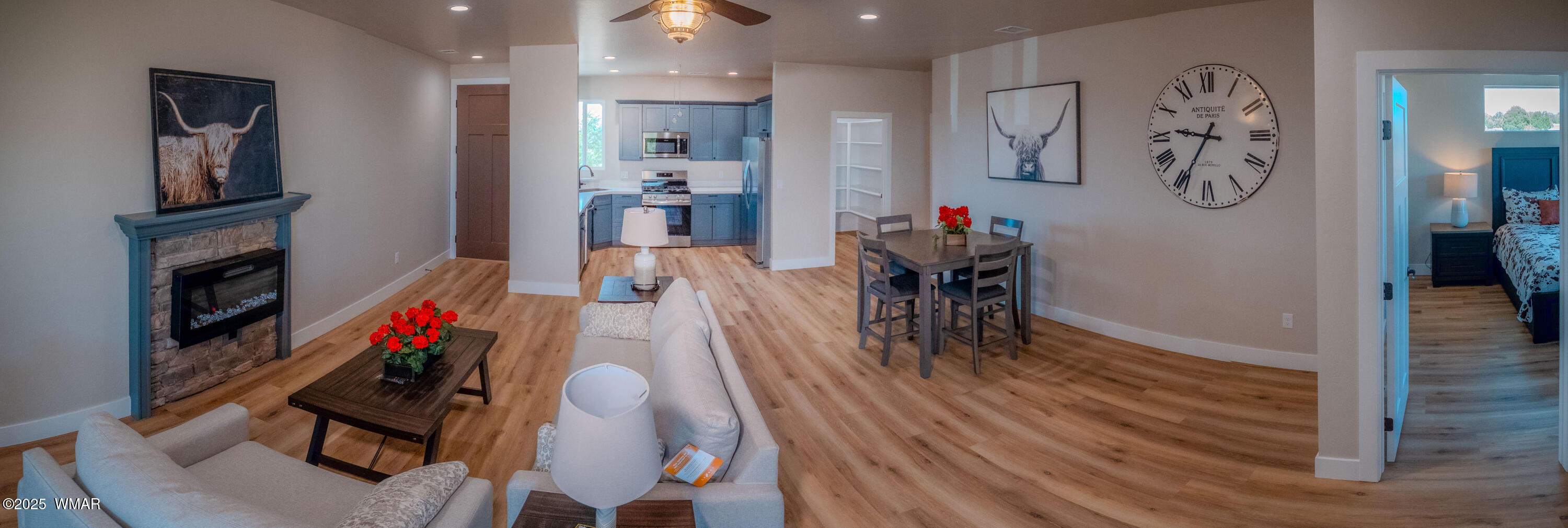 941 S Ridgeway Place