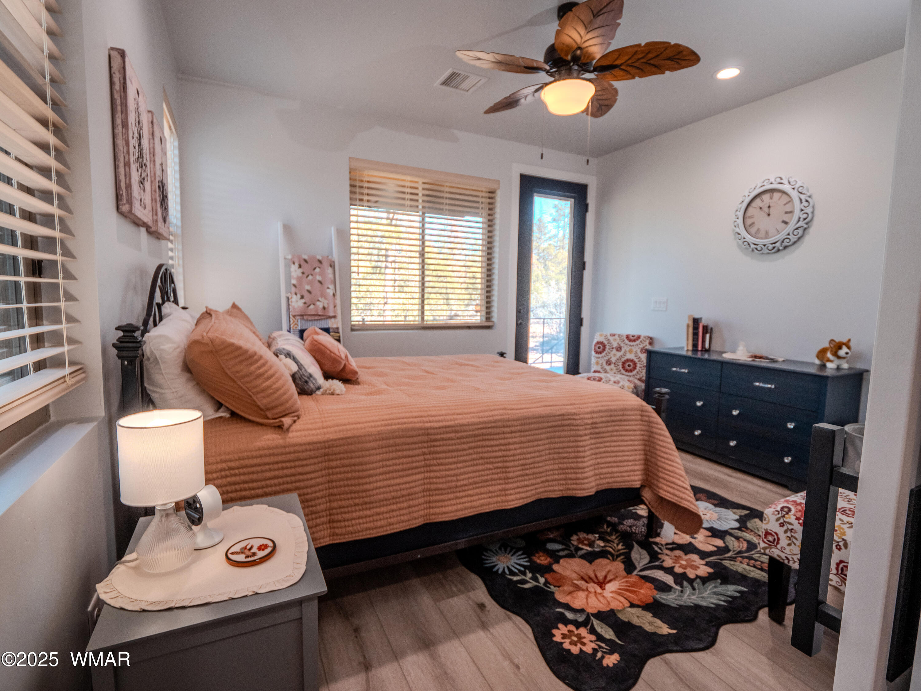 2200 W Whispering springs