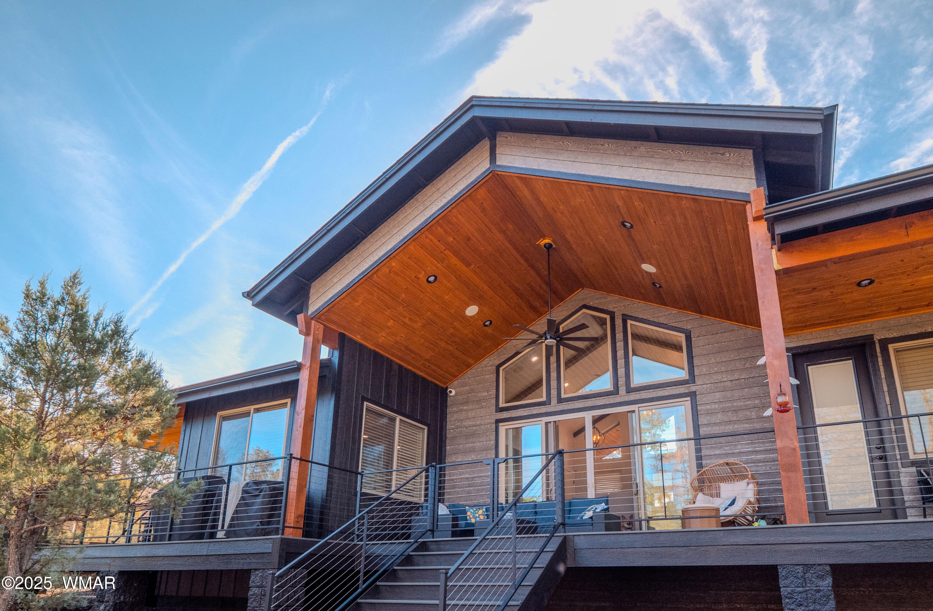 2200 W Whispering springs