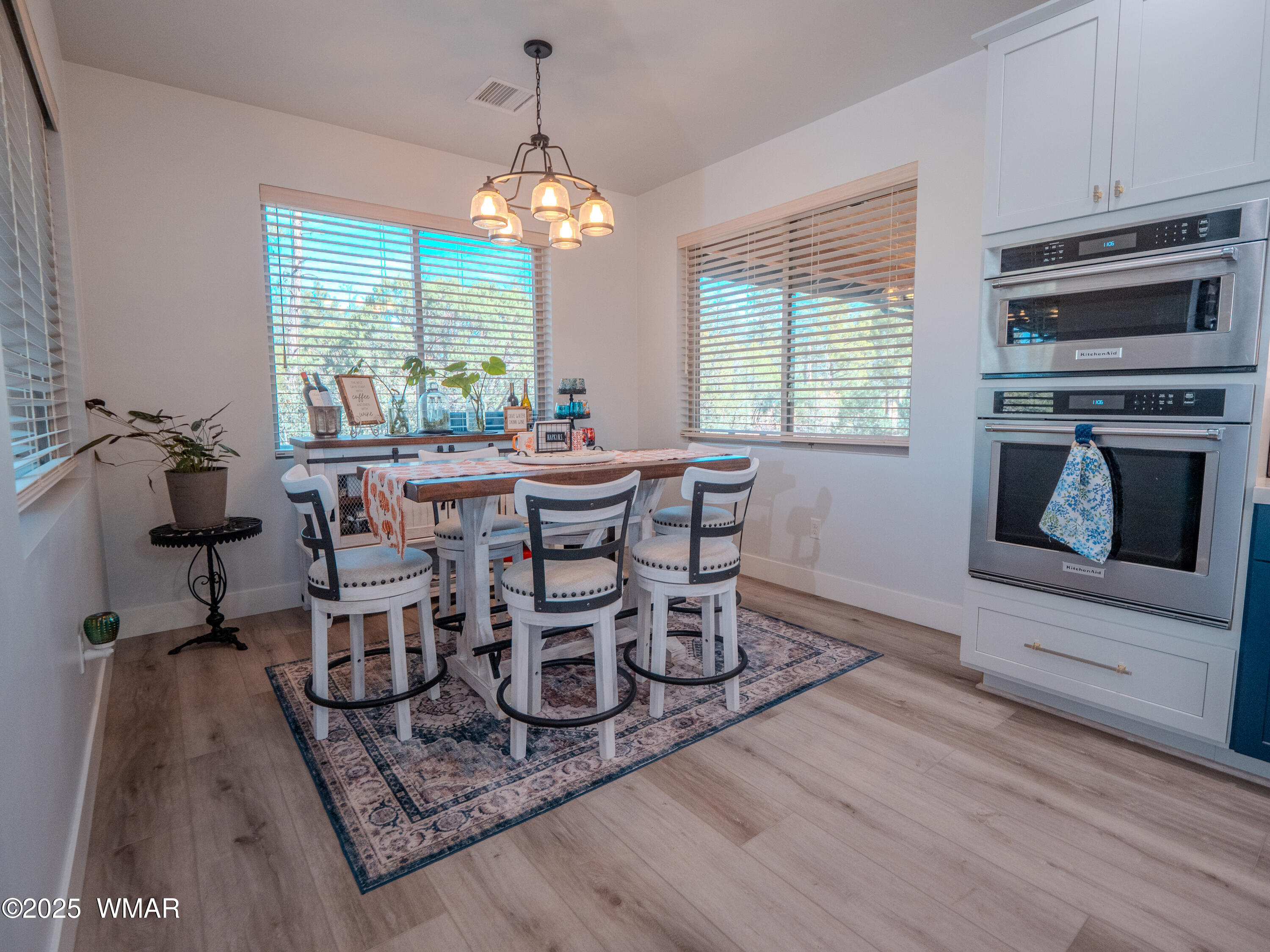 2200 W Whispering springs