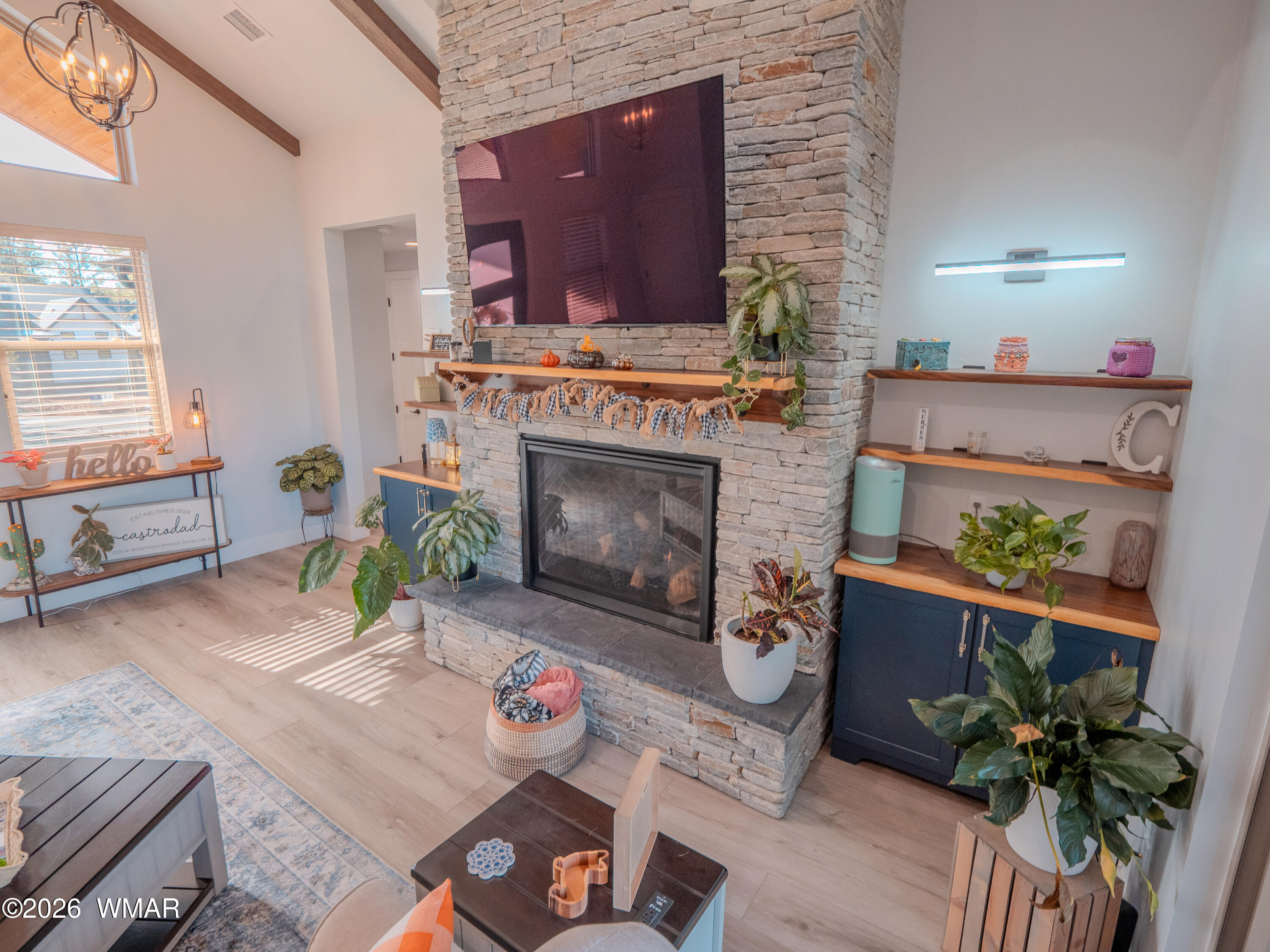 2200 W Whispering Springs Road