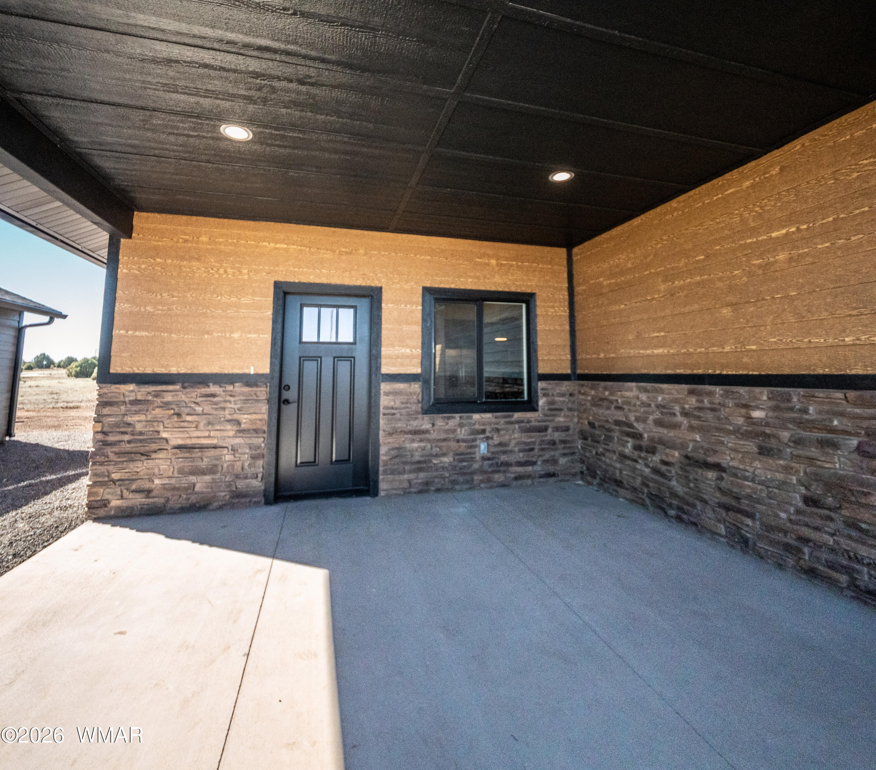 2021 E Rimstone Drive