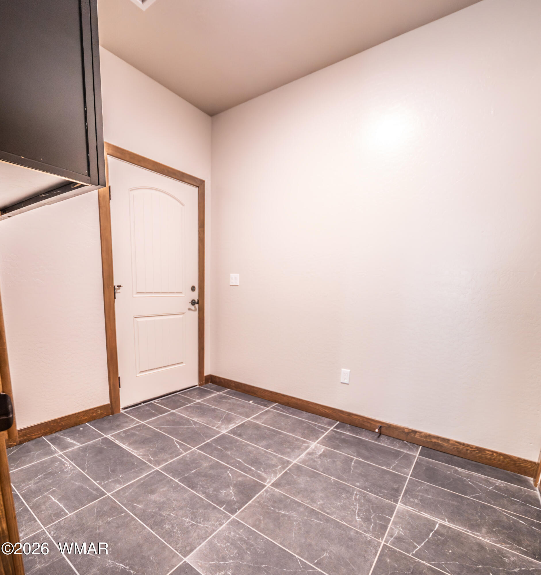 2021 E Rimstone Drive
