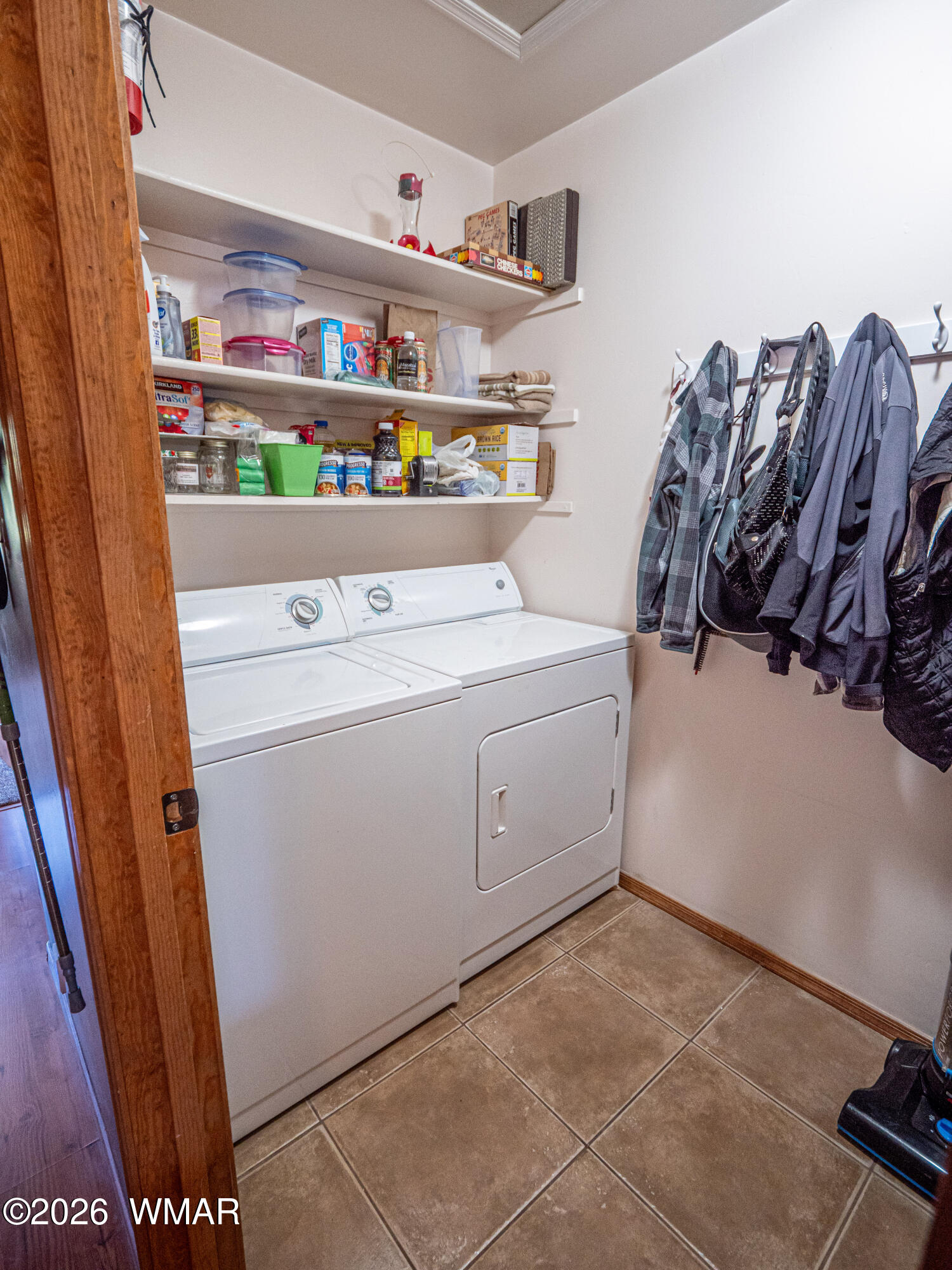 4670 W Cottage Loop