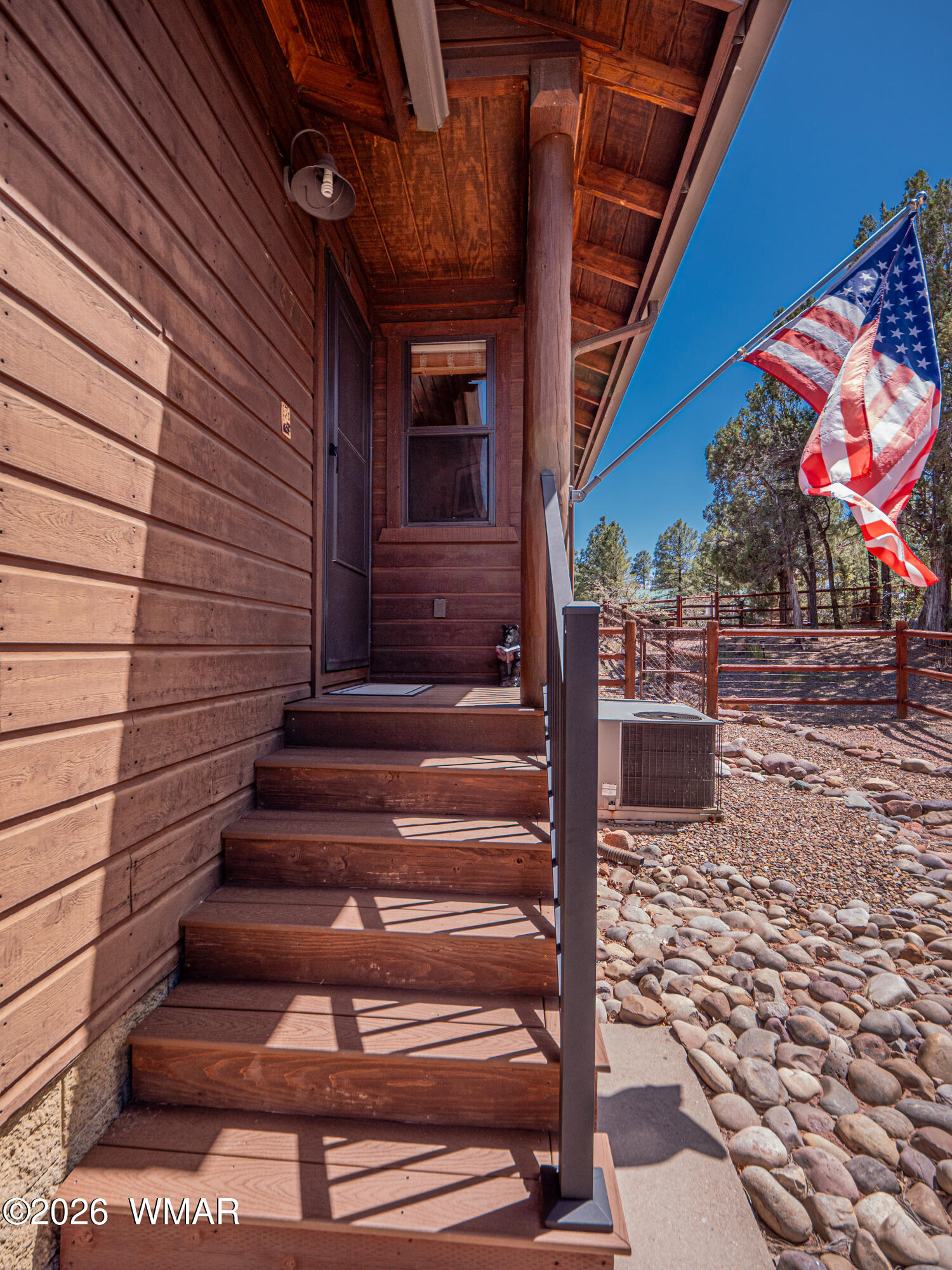 4670 W Cottage Loop