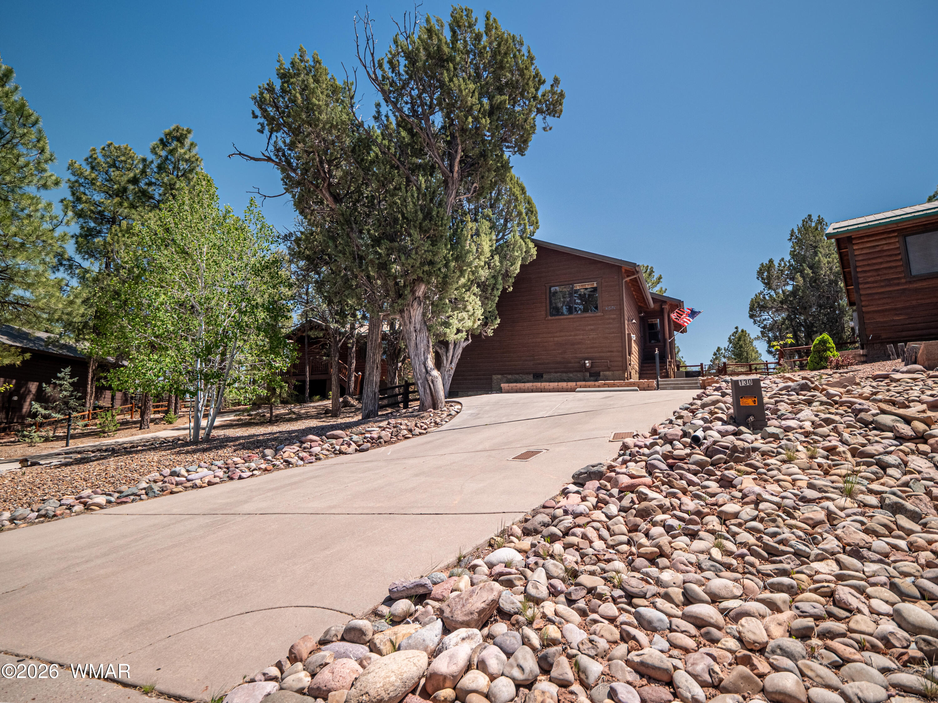 4670 W Cottage Loop