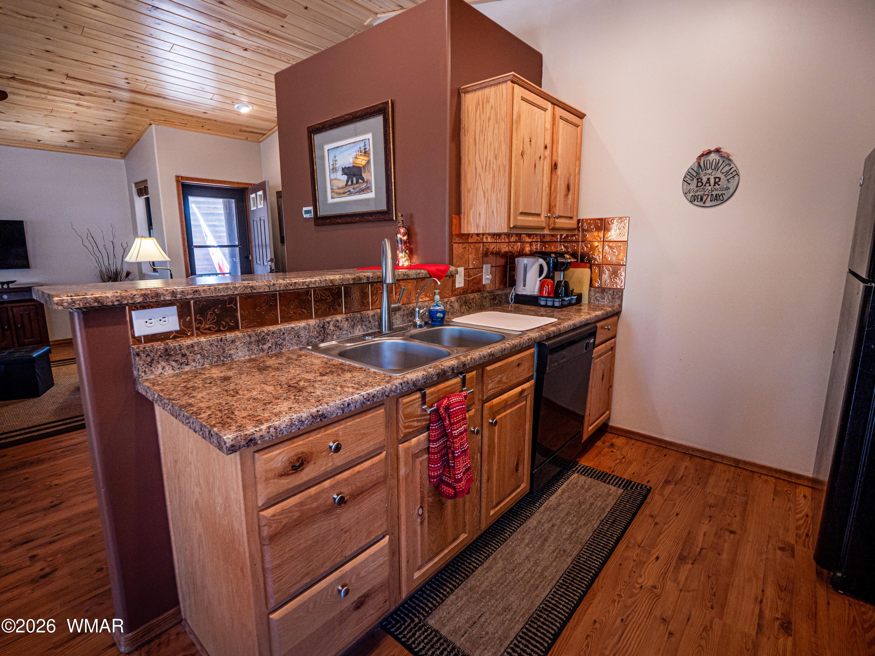 4670 W Cottage Loop