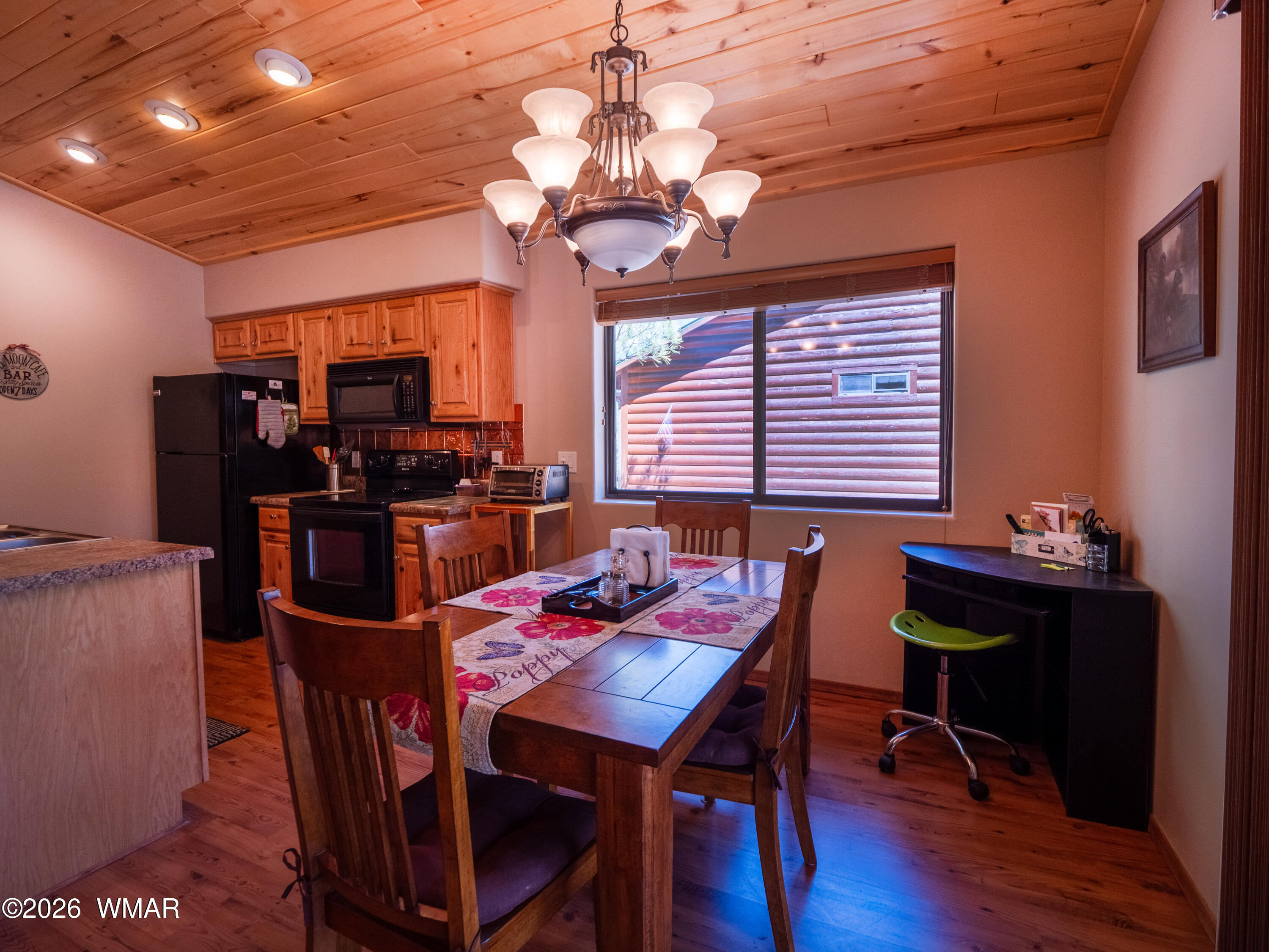 4670 W Cottage Loop