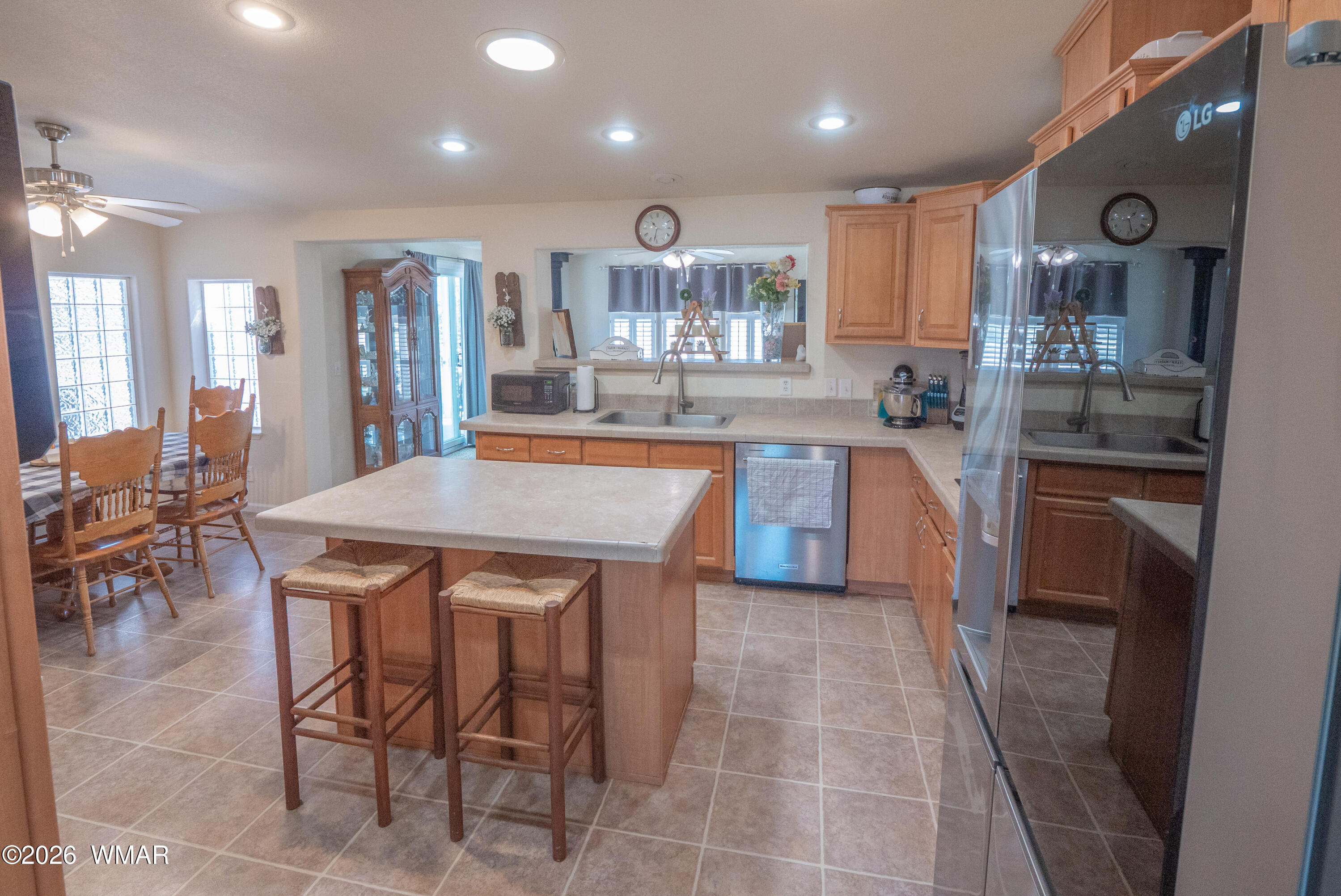 1401 W Ranch Road