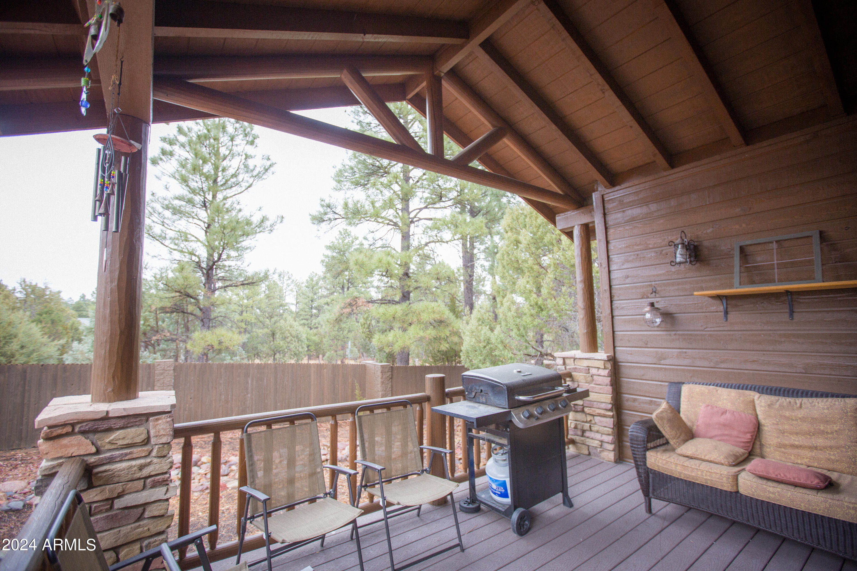 2750 W VILLA Loop