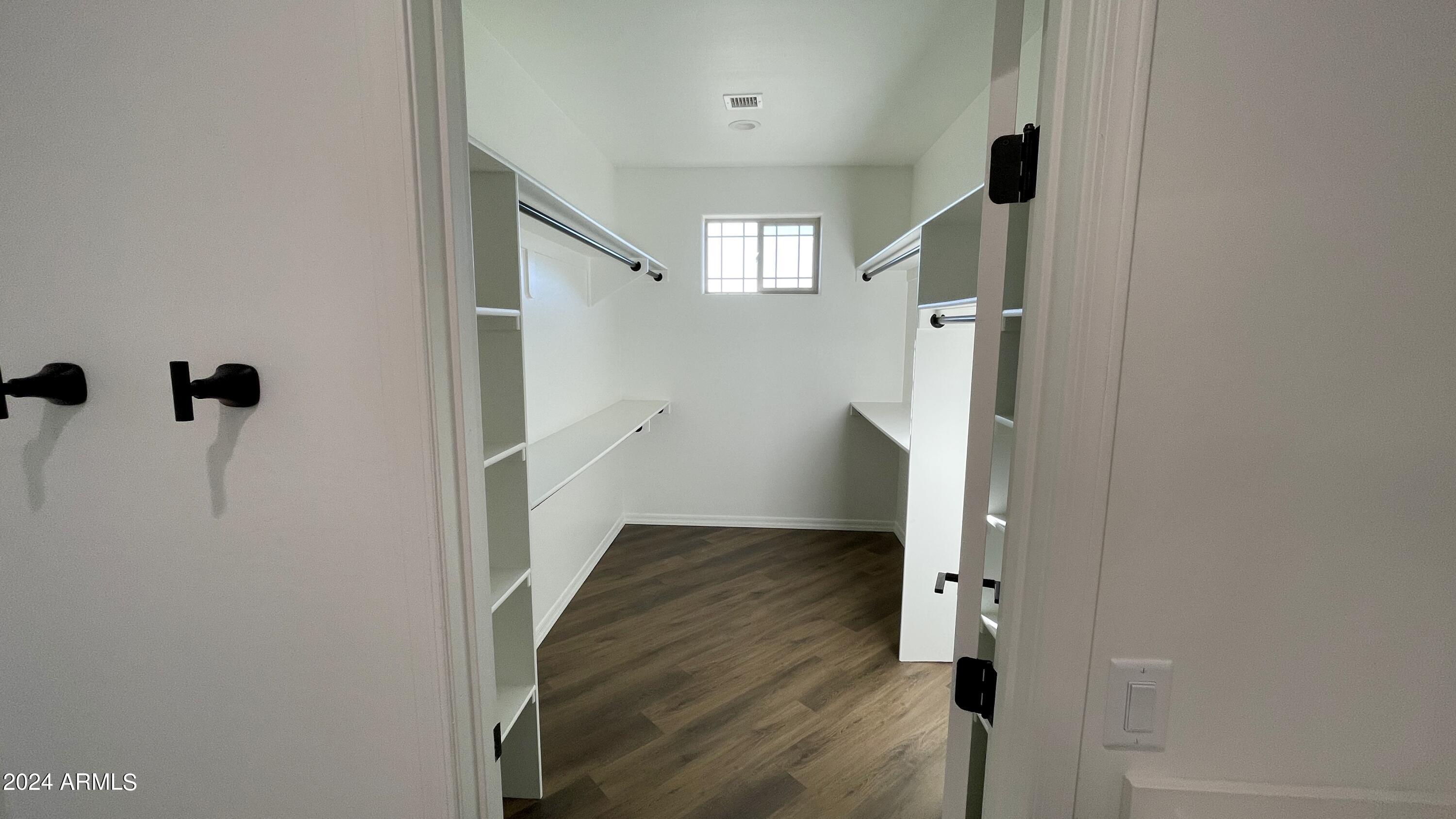 900 S Ridgeway Place
