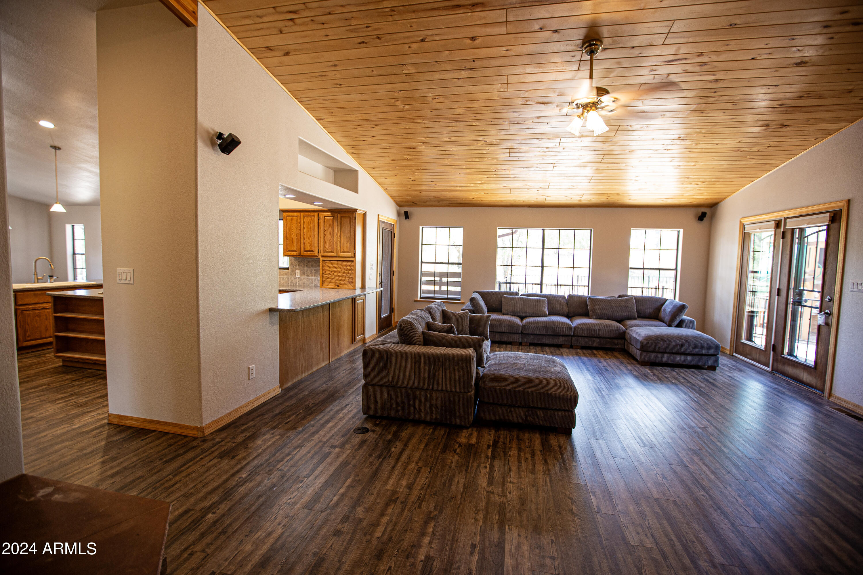 947 Morins Ranch Road