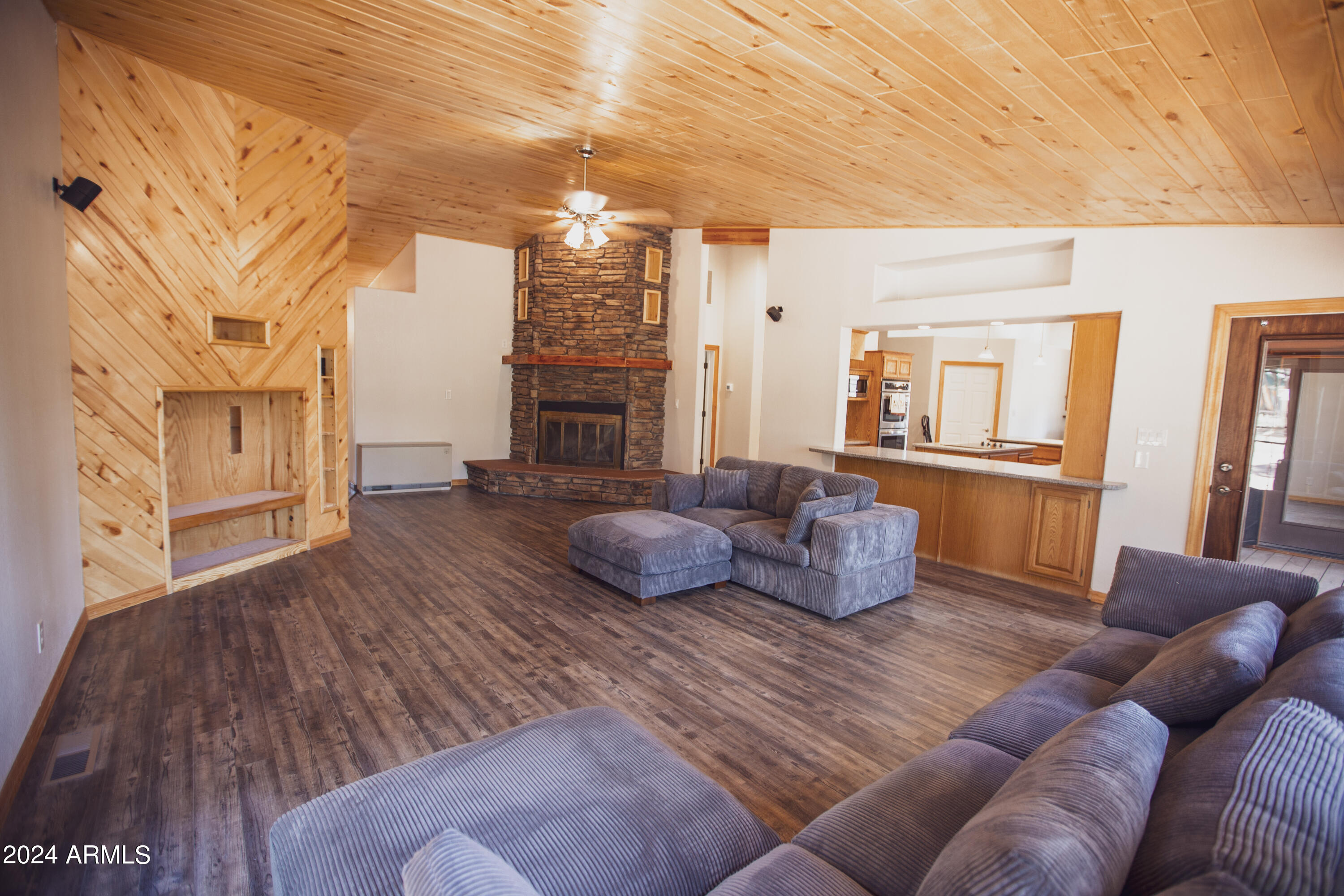 947 Morins Ranch Road