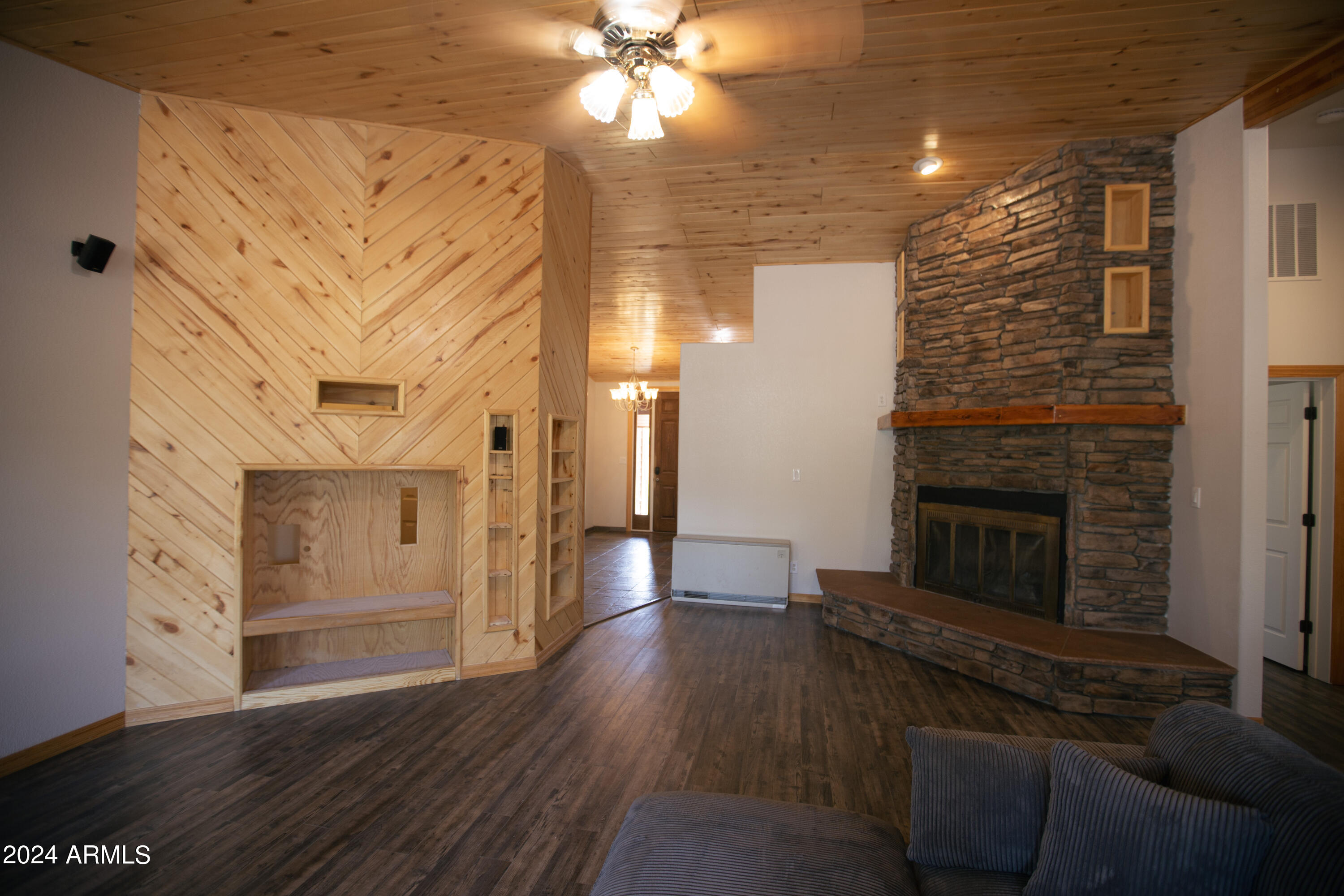 947 Morins Ranch Road