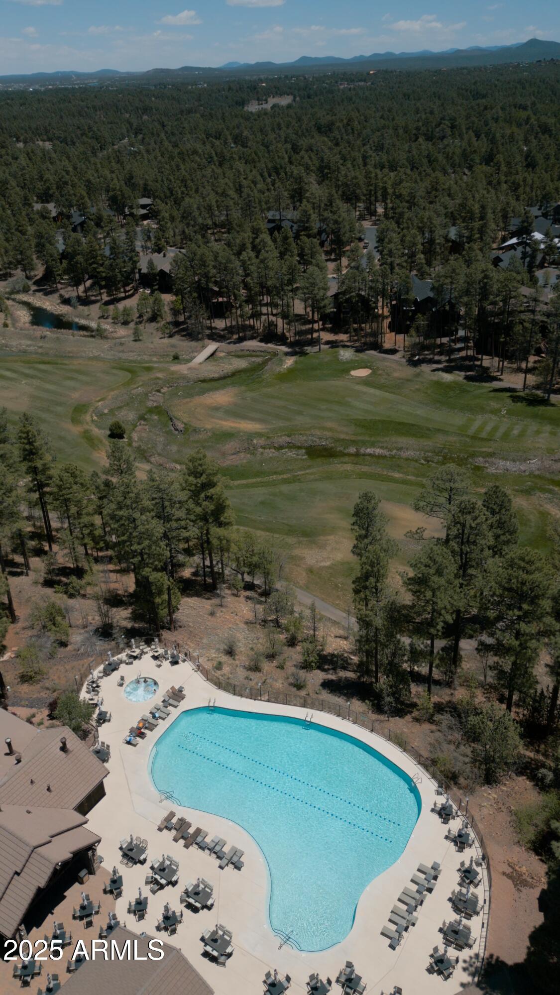 1301 S Lakeside Trail, 33