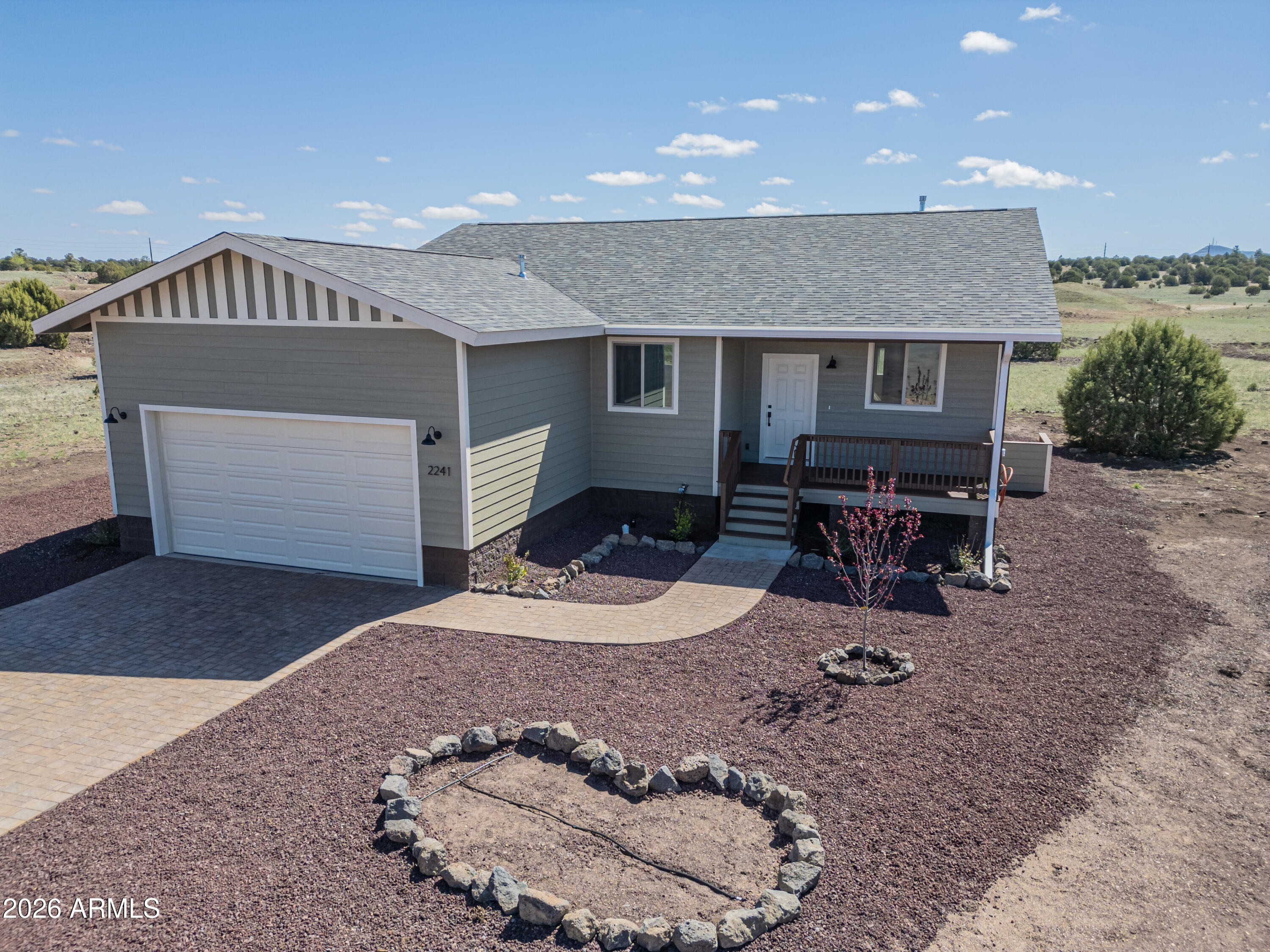 2241 E RIMSTONE Drive