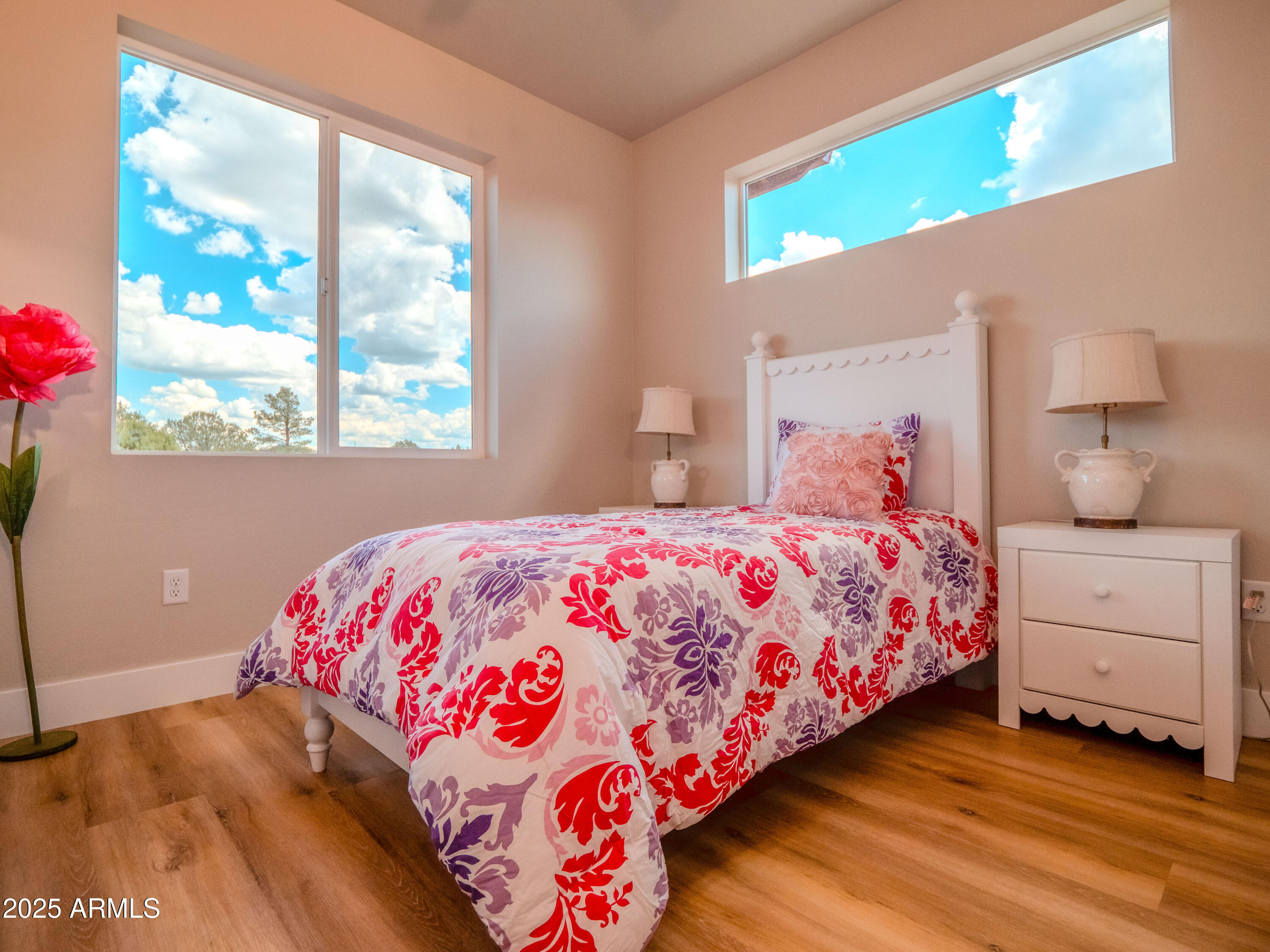 941 S RIDGEWAY Place