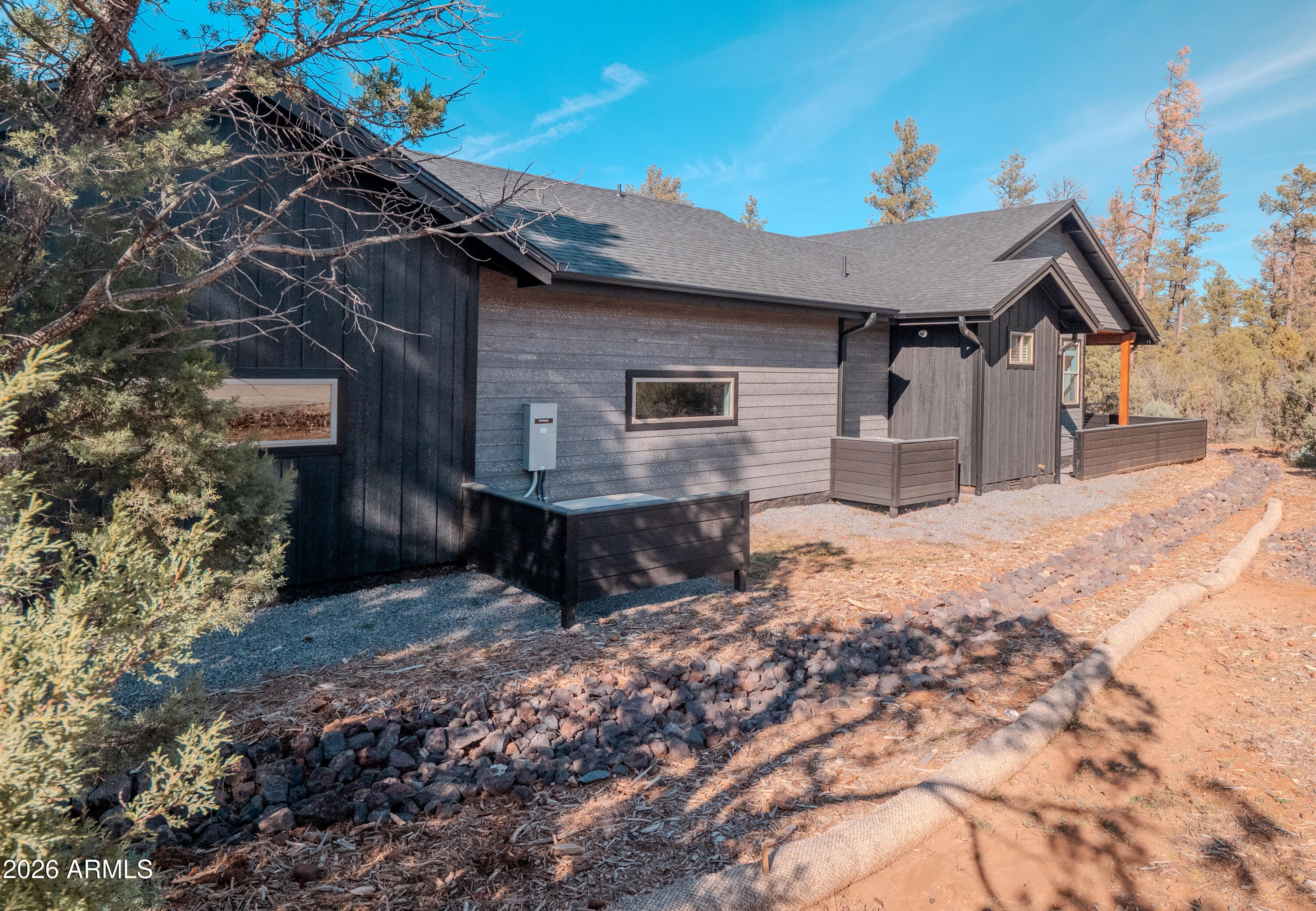 2200 W WHISPERING Springs