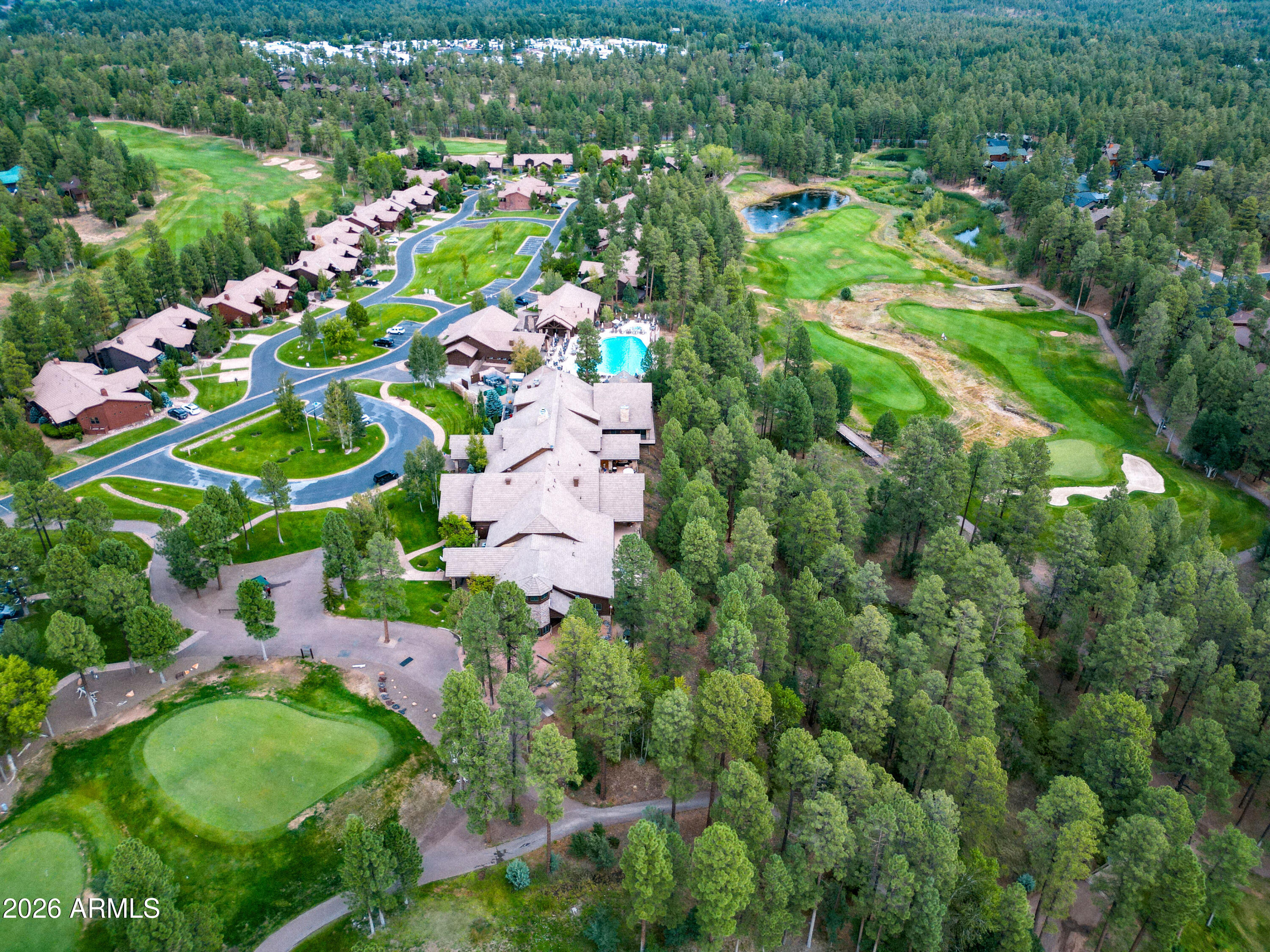 2200 W WHISPERING Springs