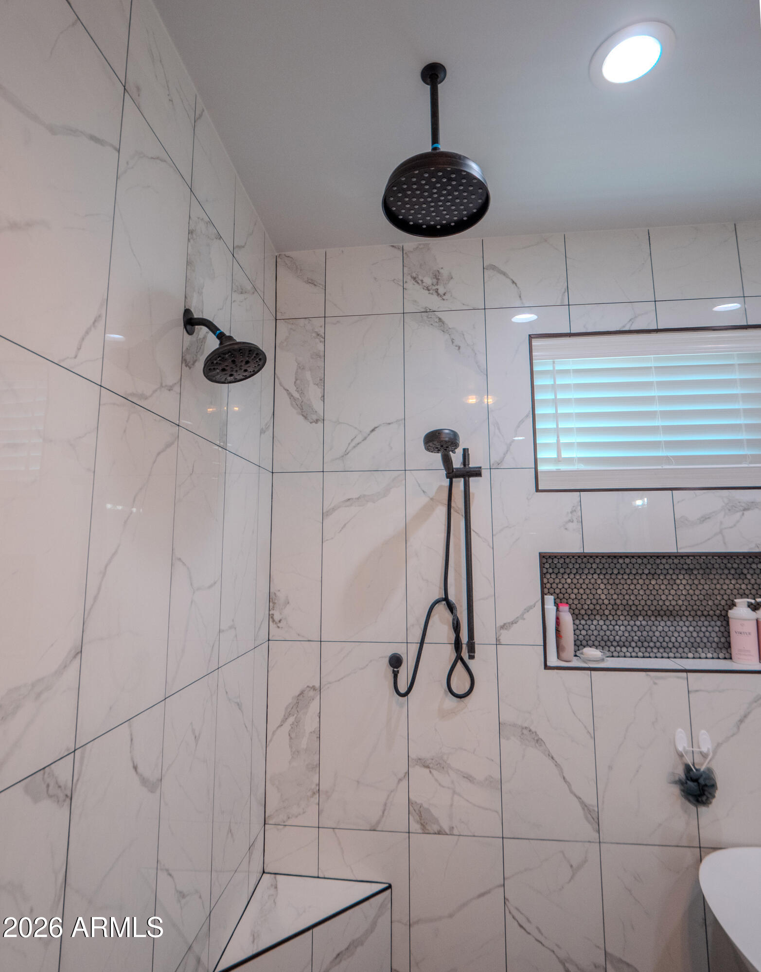 2200 W WHISPERING Springs