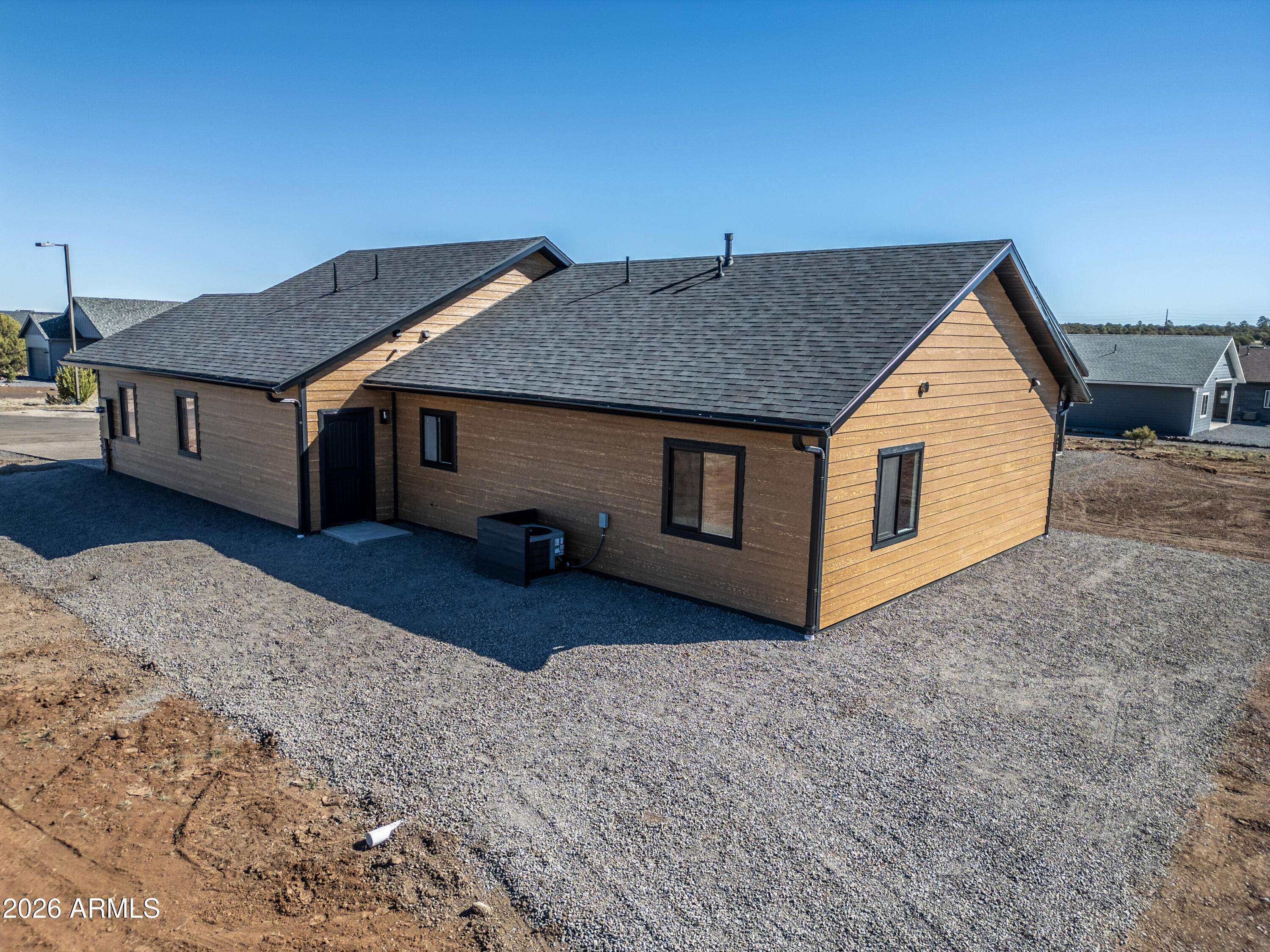 2021 E RIMSTONE Drive