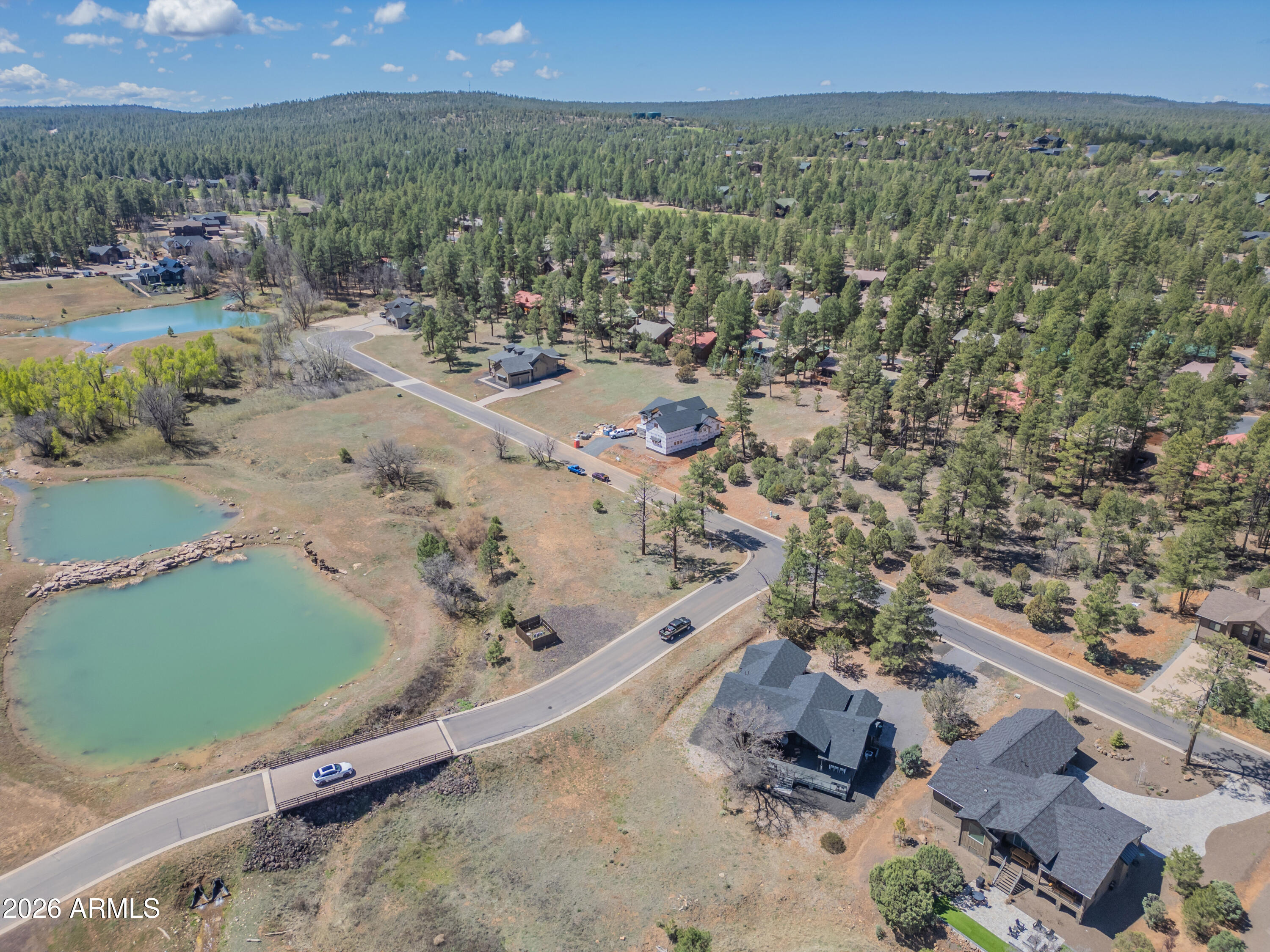 1260 S Lakeside Trail 24