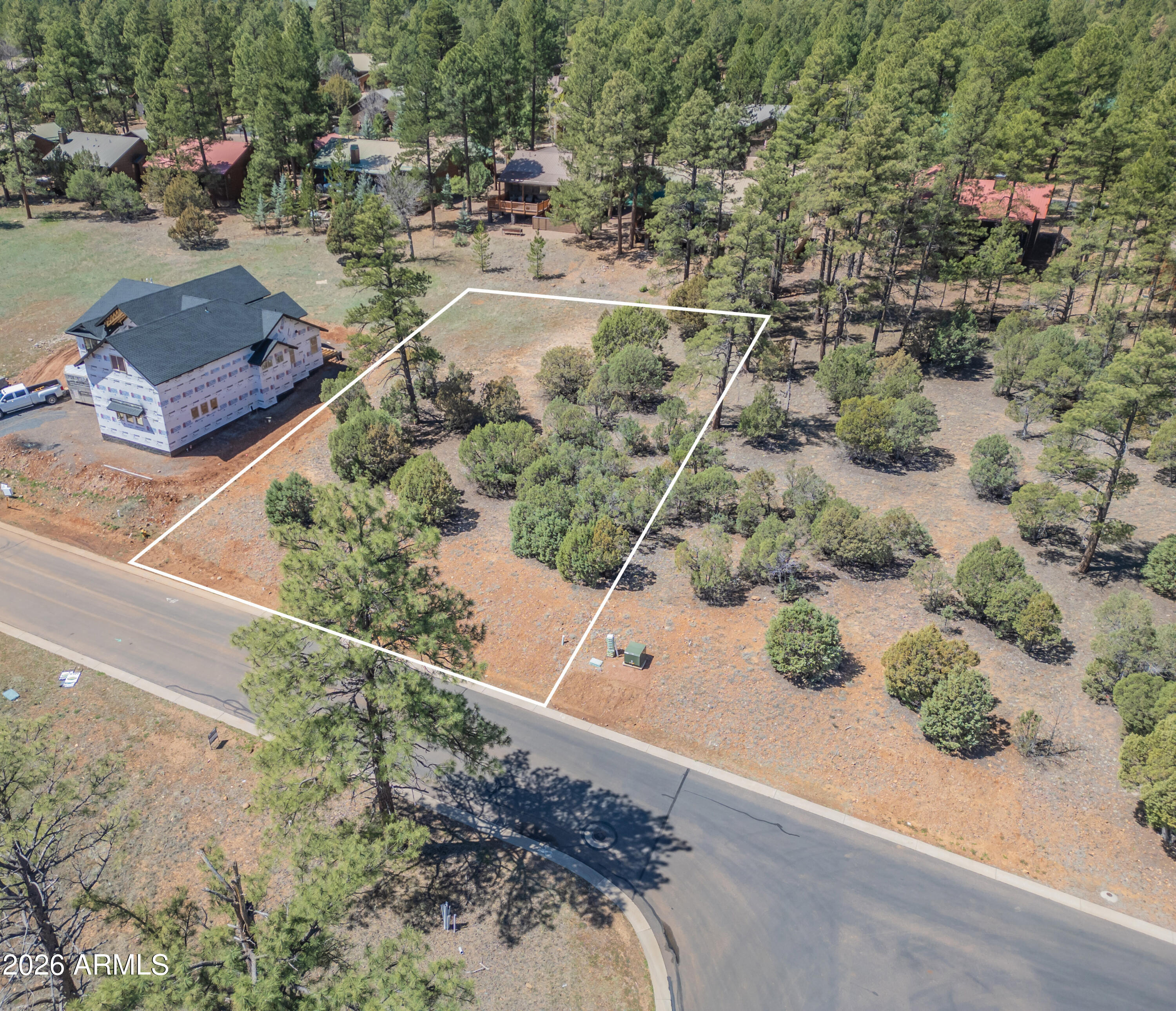 1260 S Lakeside Trail 24
