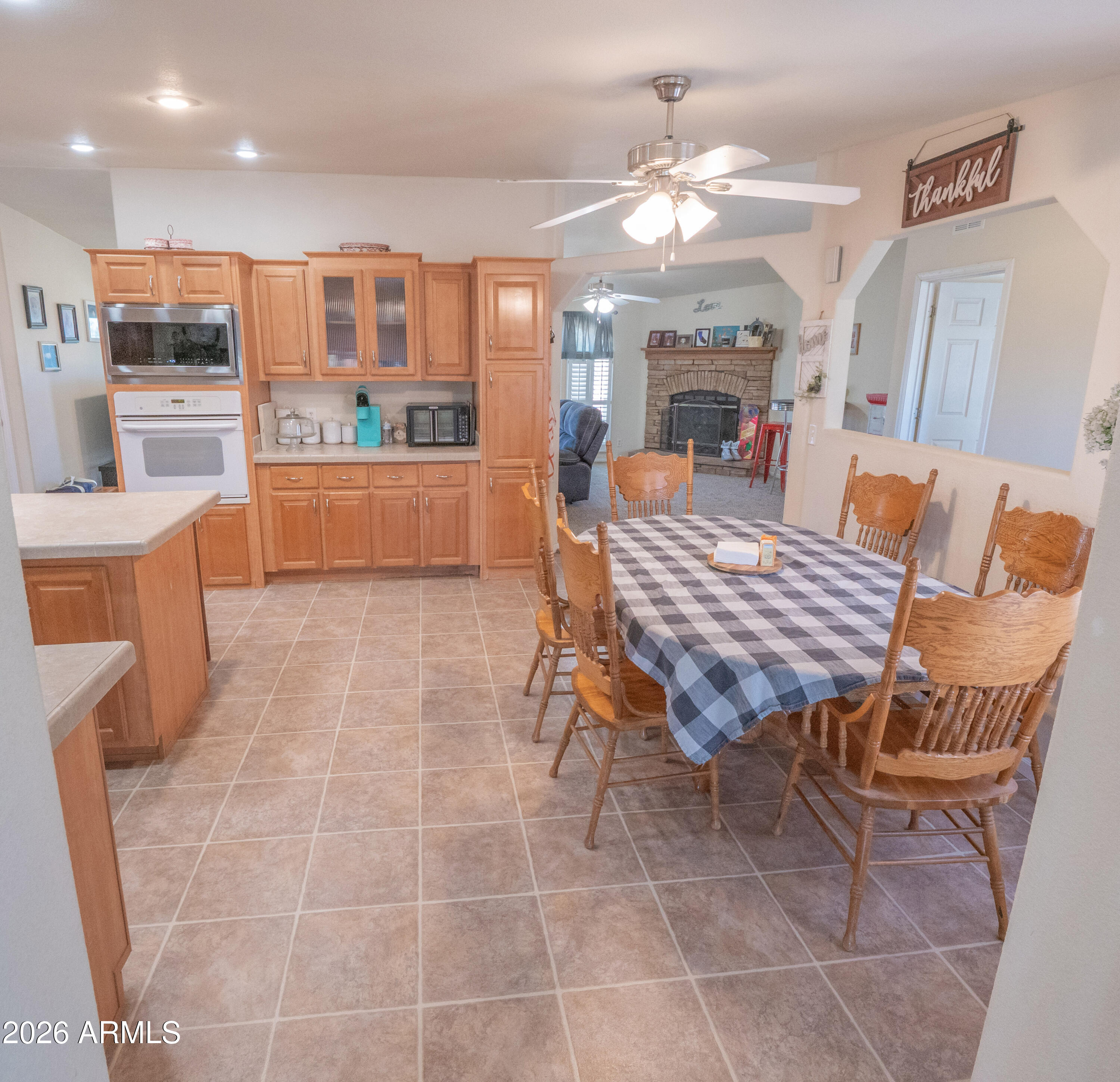 1401 W RANCH Road