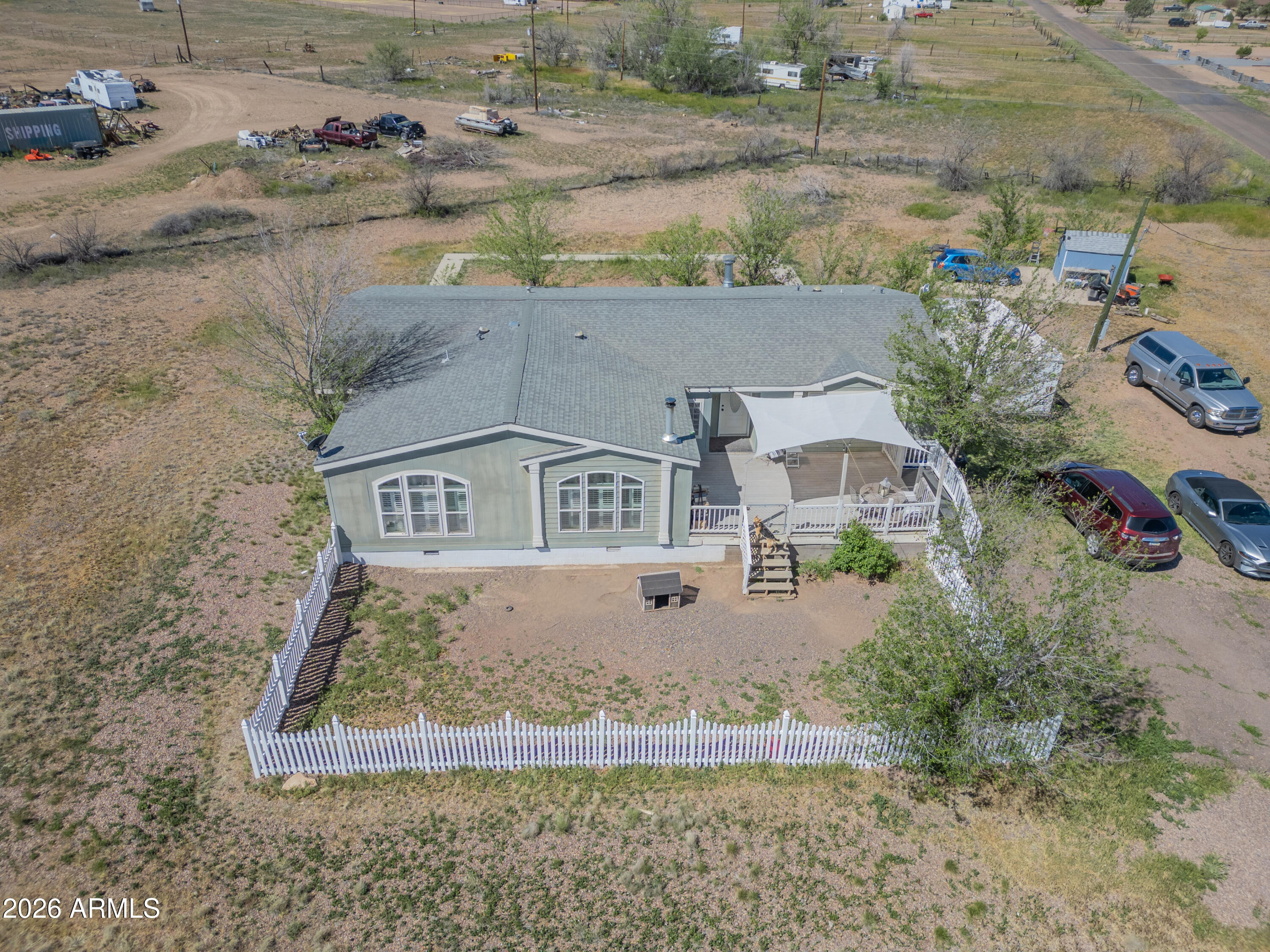 1401 W RANCH Road