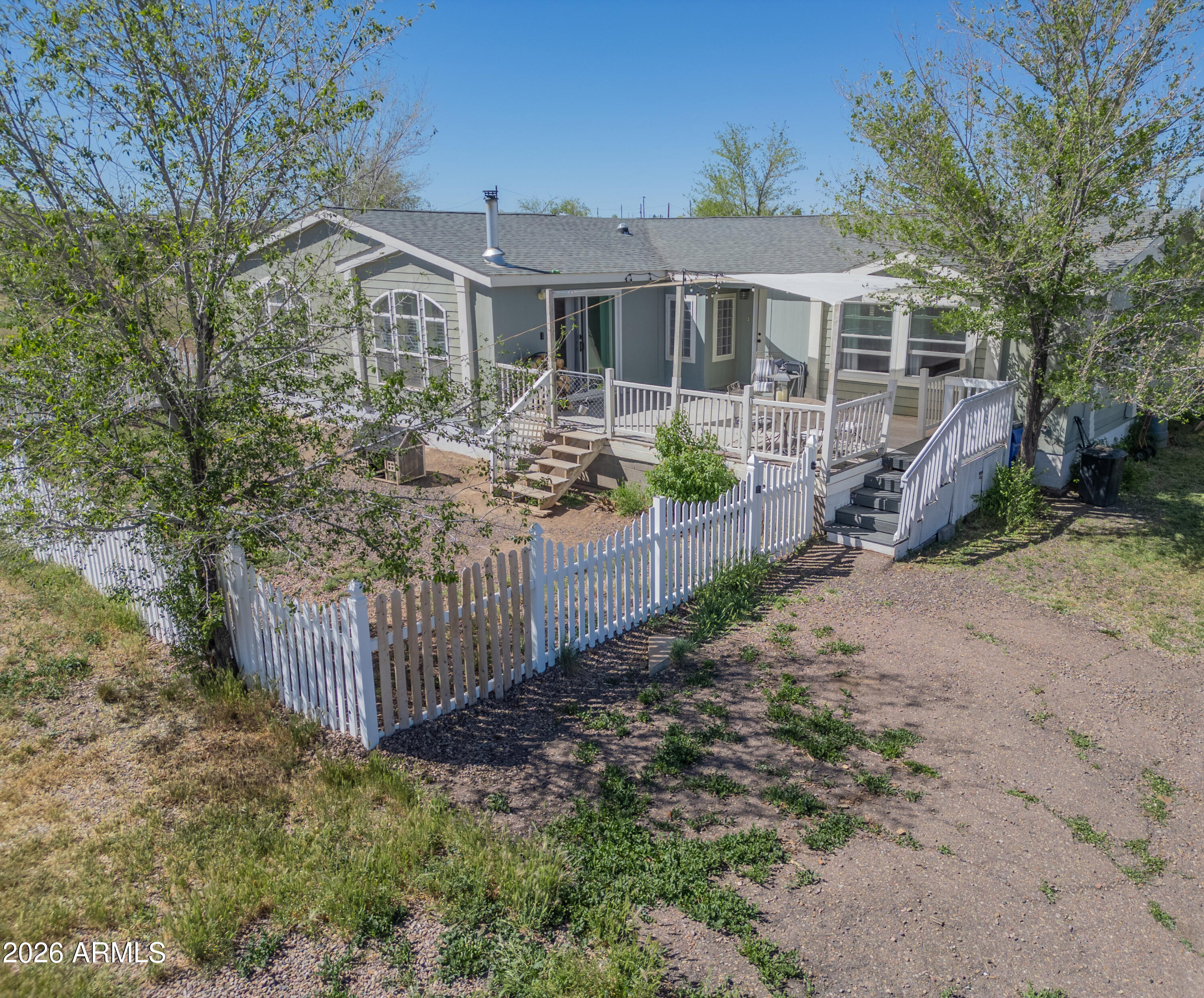 1401 W RANCH Road