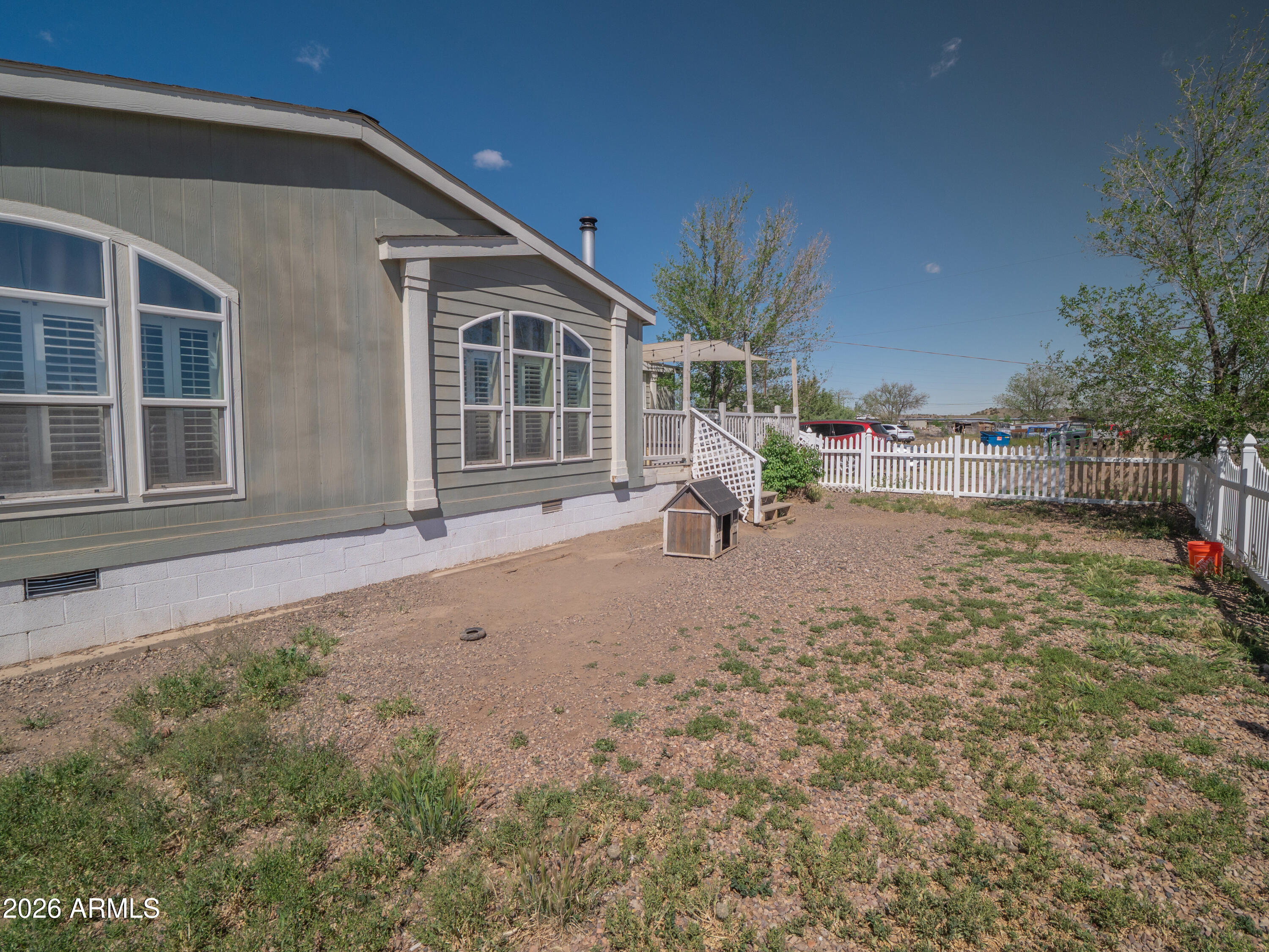 1401 W RANCH Road
