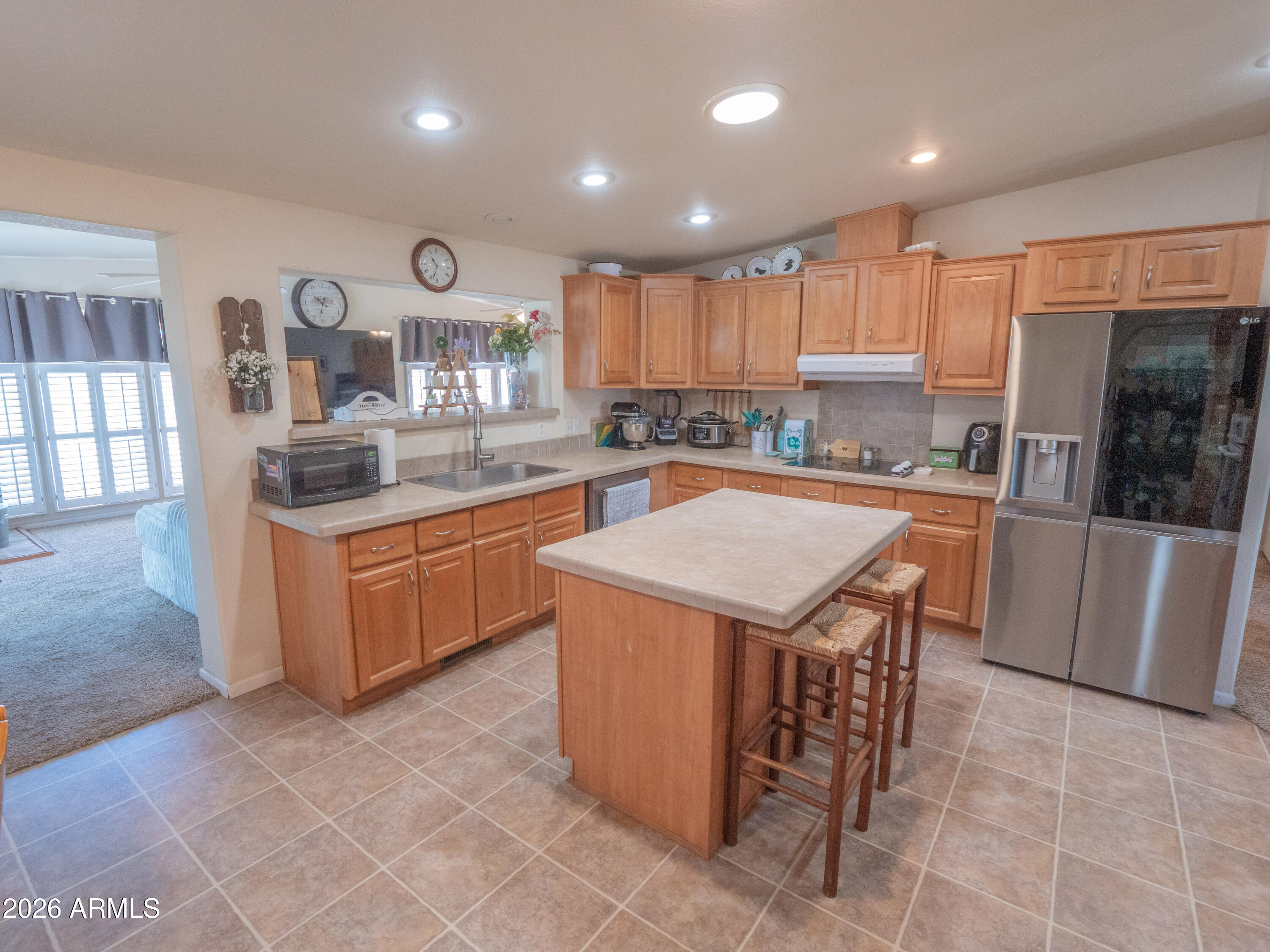 1401 W RANCH Road