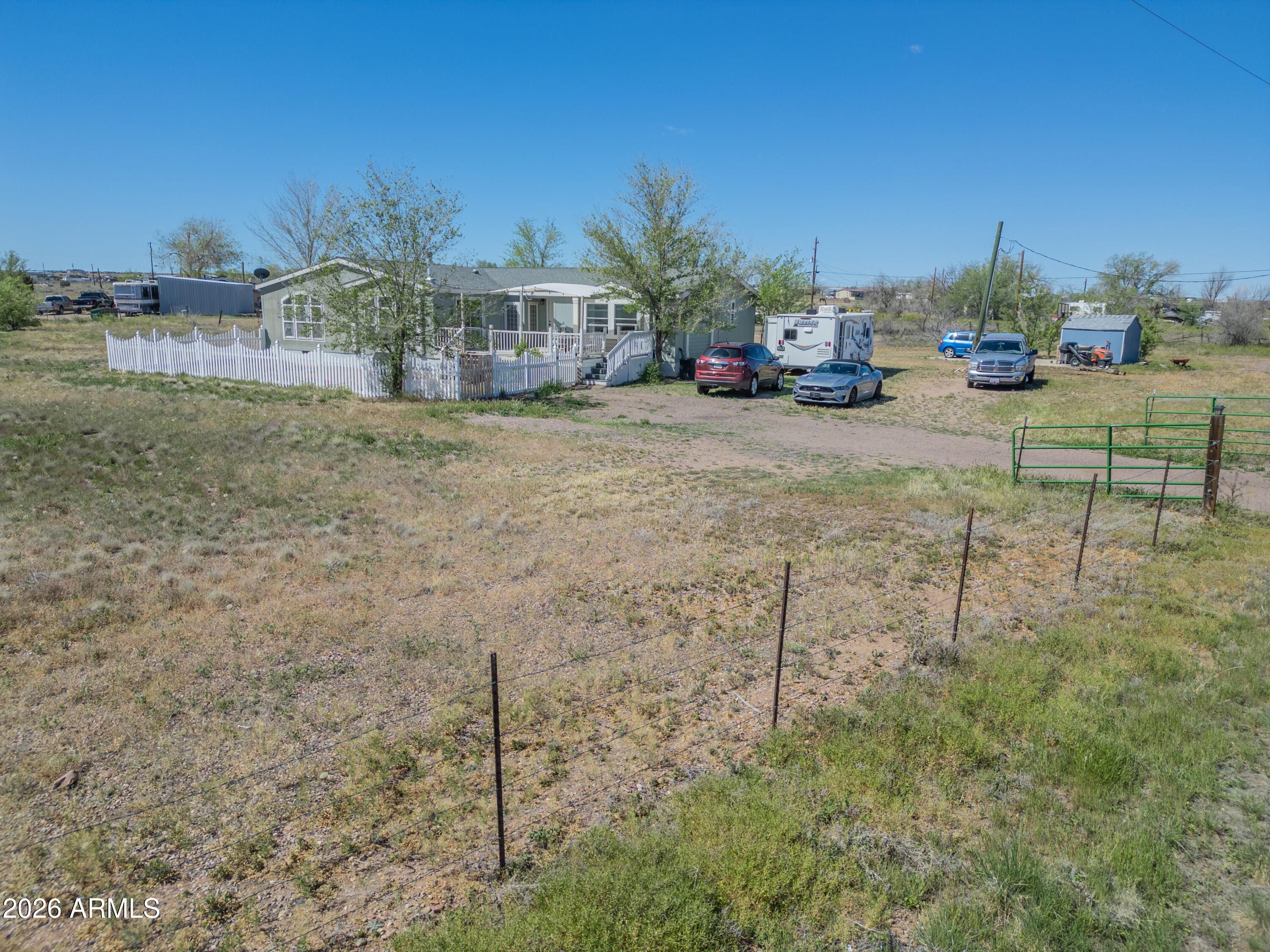 1401 W RANCH Road