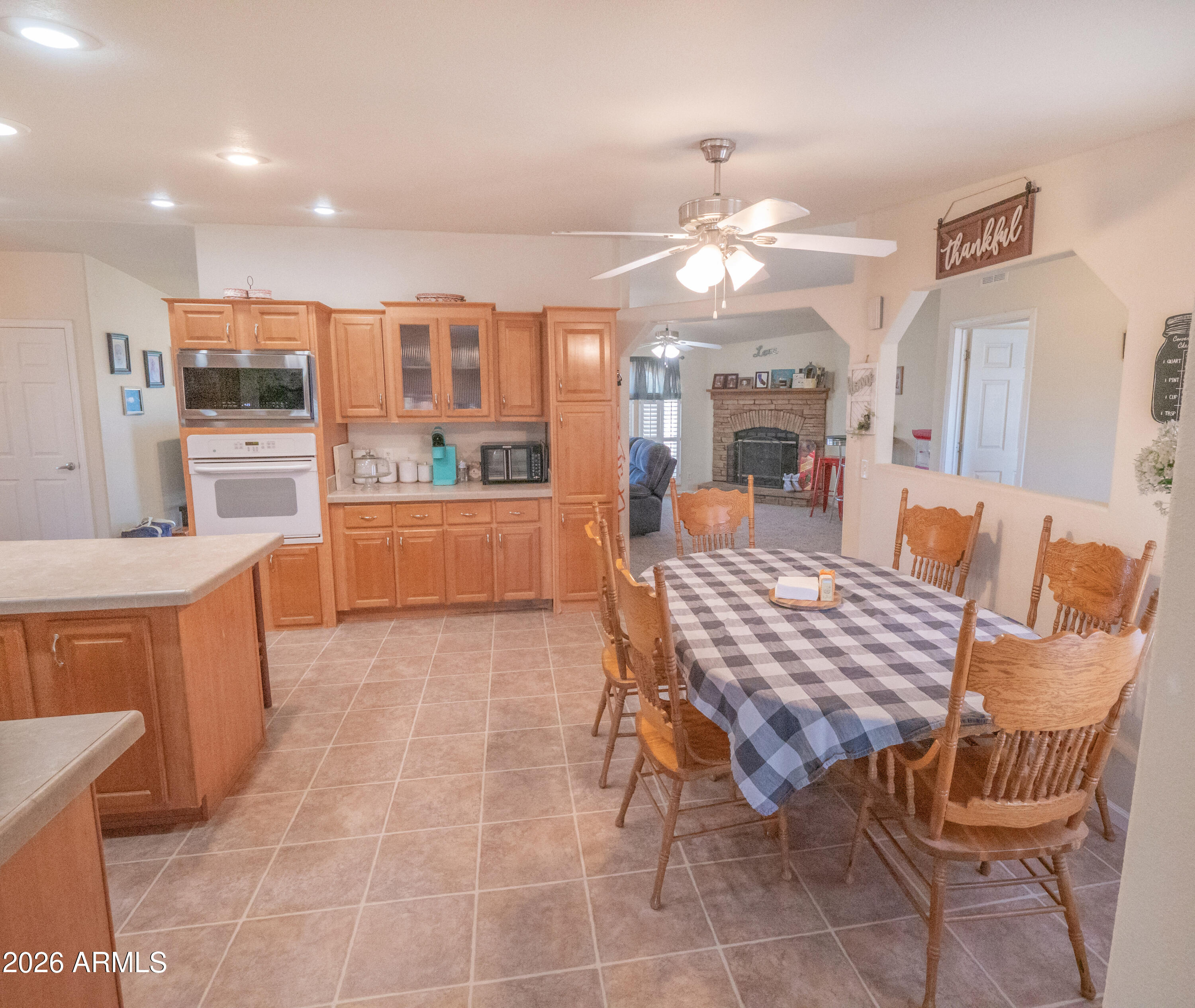1401 W RANCH Road