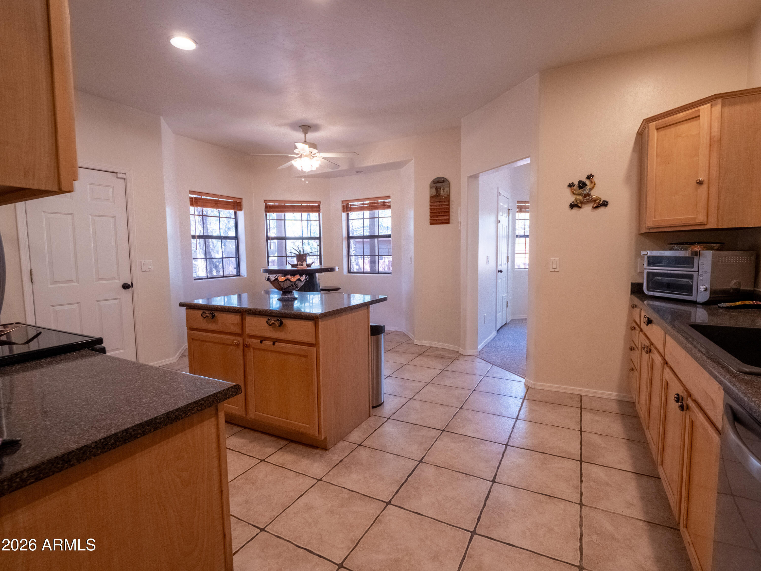 2931 W MOUNTAIN PARK Road