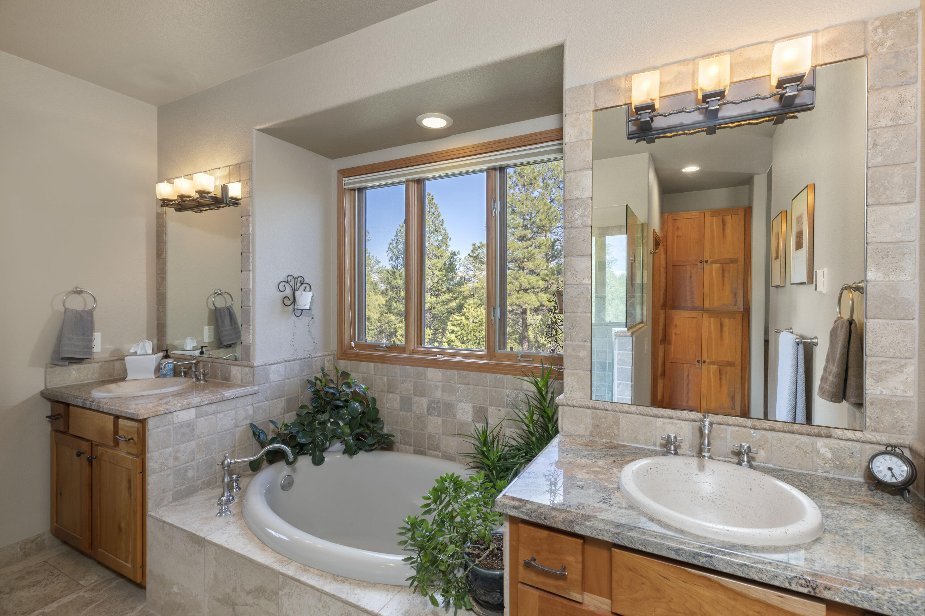 38 Hummingbird Trail