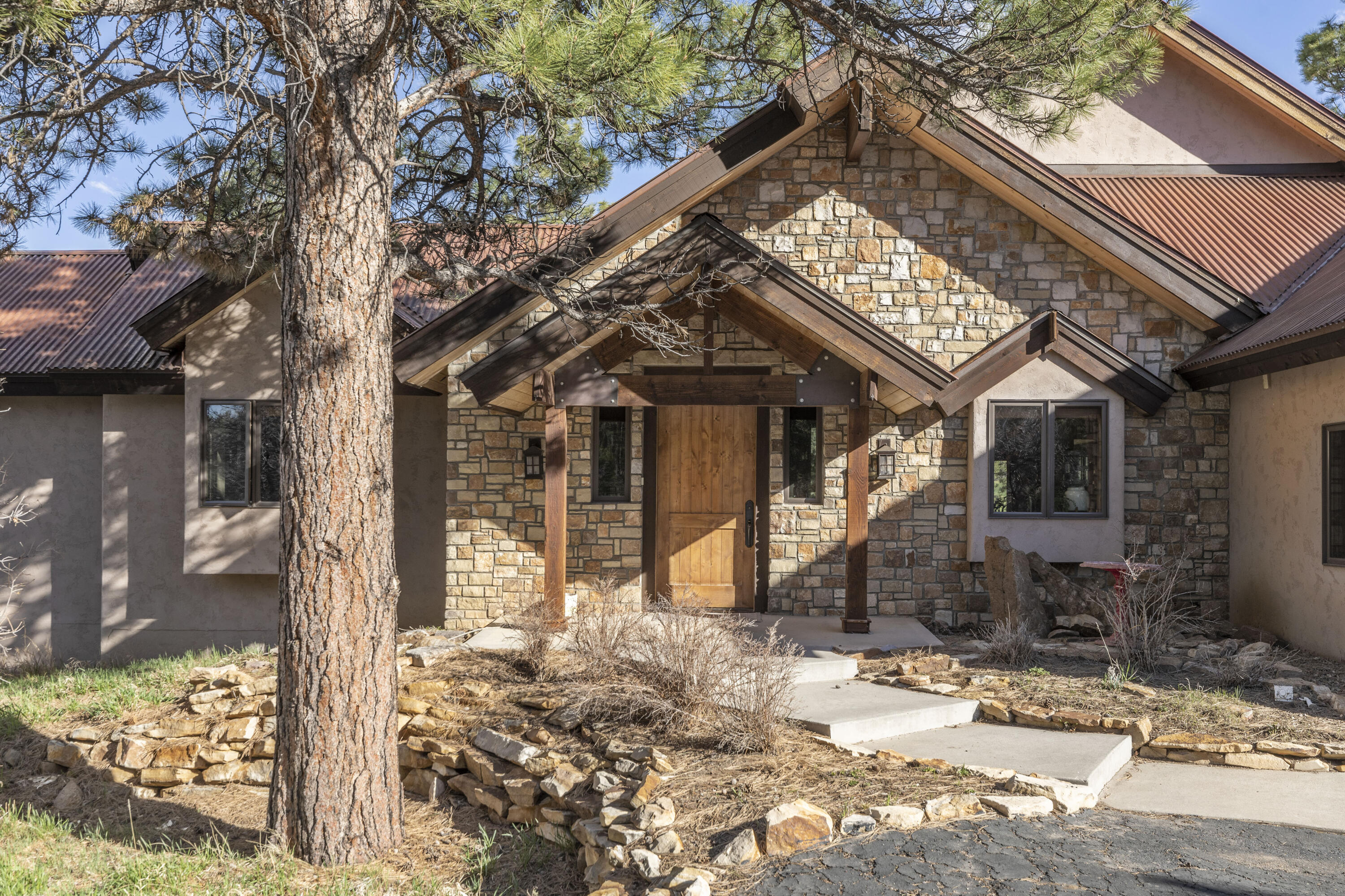 38 Hummingbird Trail