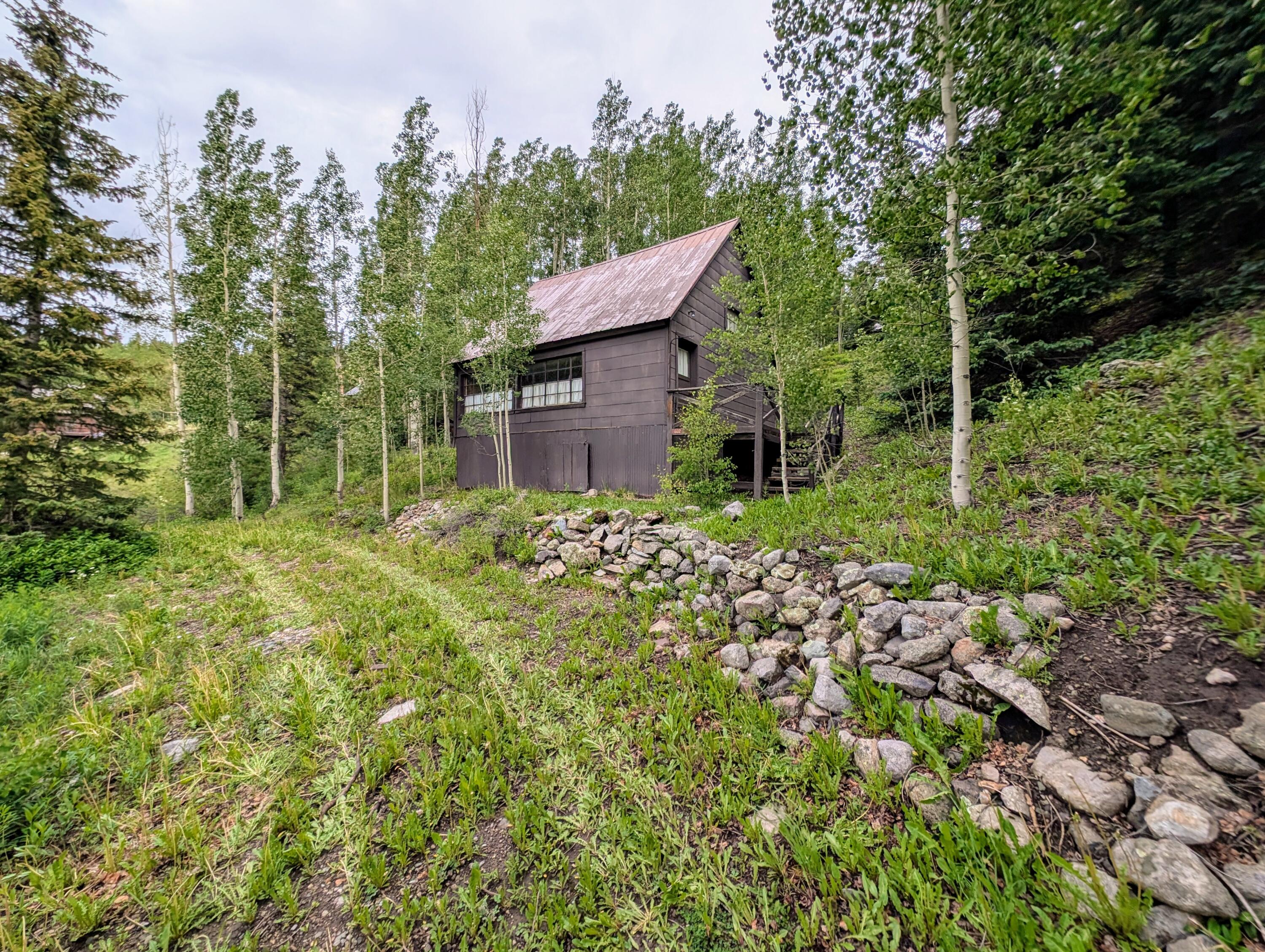602 N Trout Lake Road