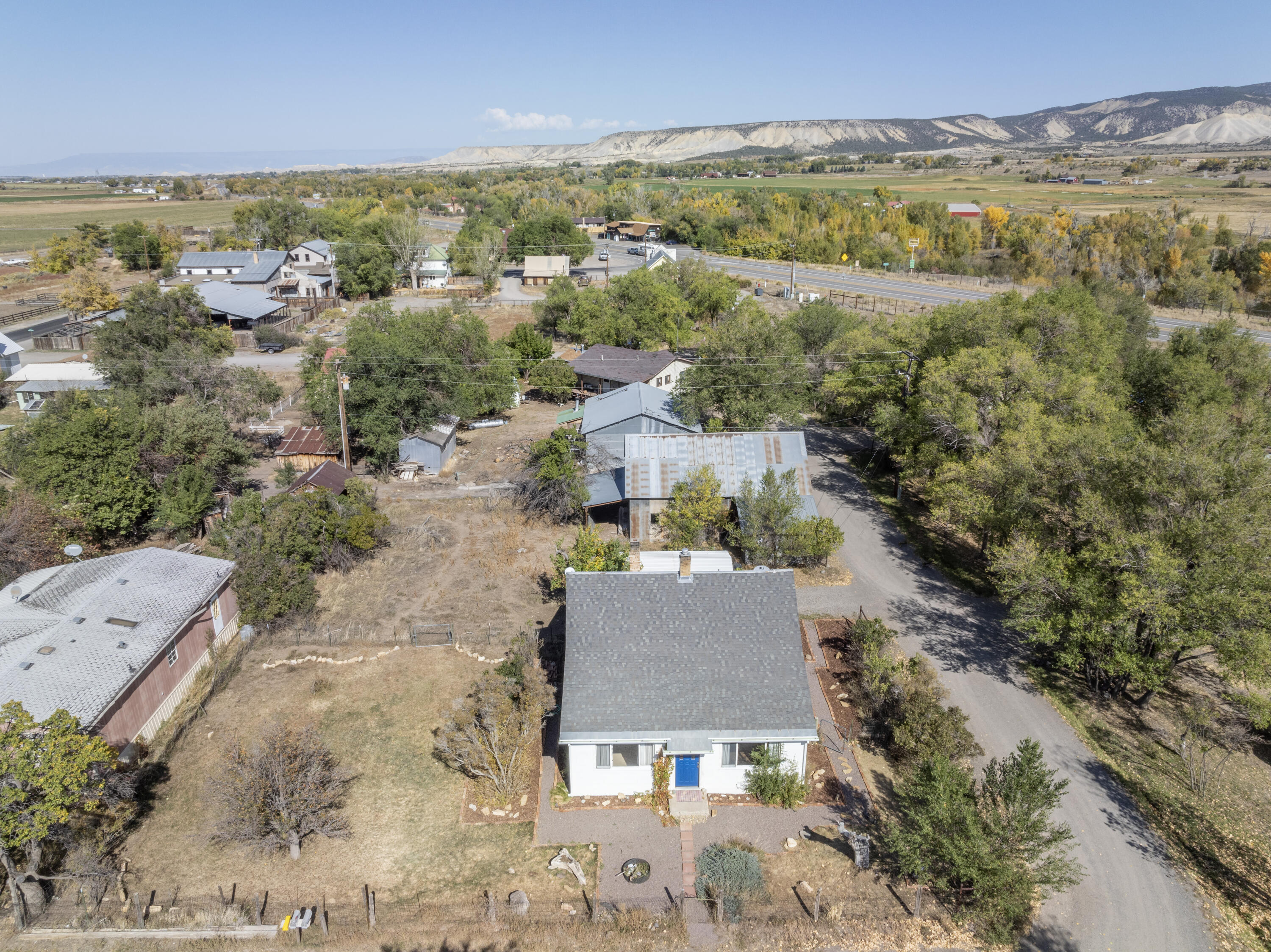 7 Whinnerah Avenue