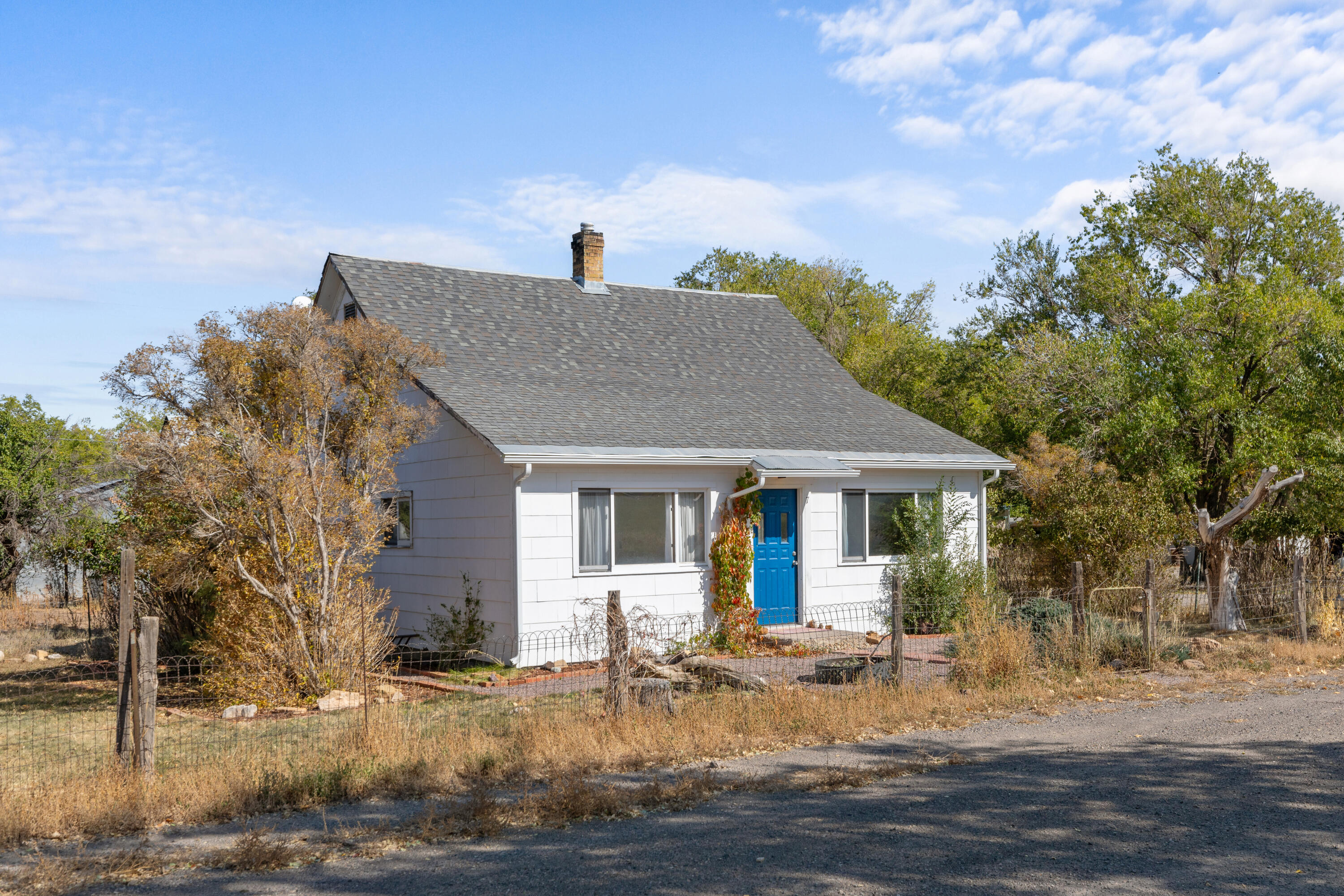 7 Whinnerah Avenue