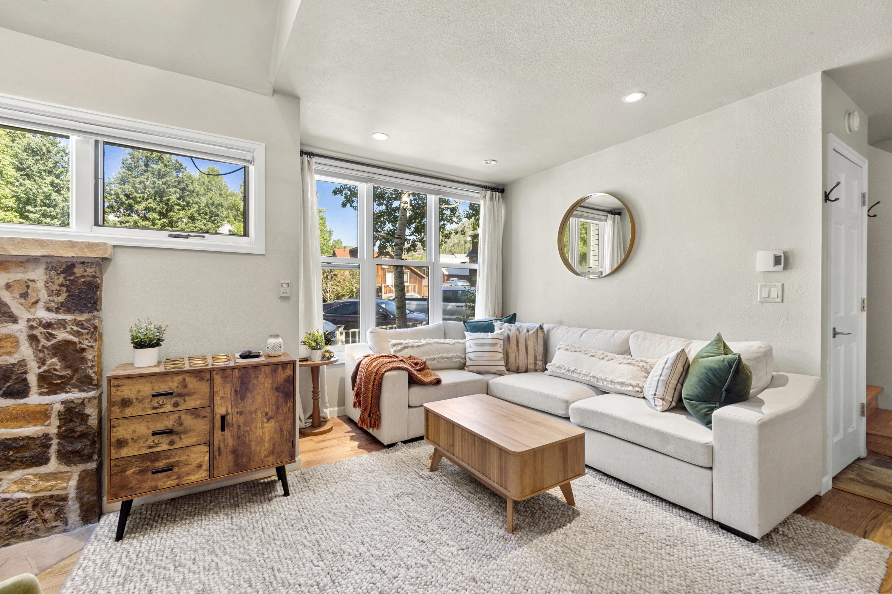 122 S Townsend